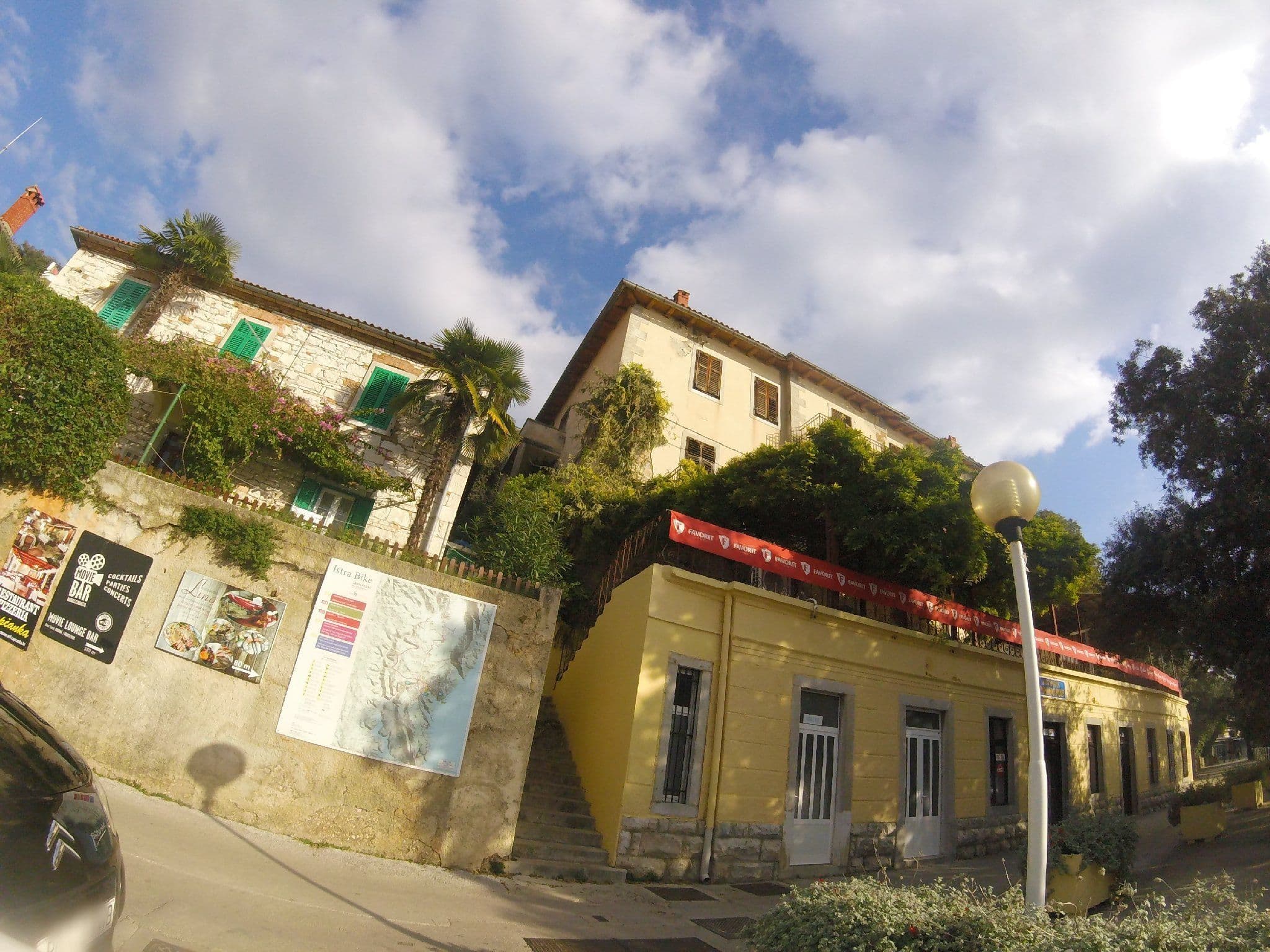 Street view near Apartments Kos, Rabac — © utvonalfelmeresek (CC BY-SA · Mapillary)