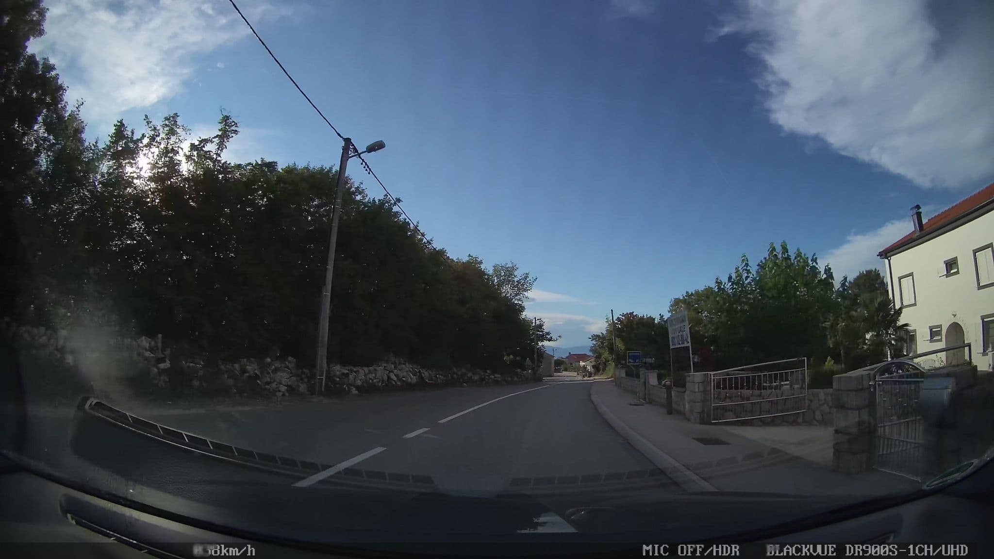 Street view near Zora's Apartments, Njivice — © kafri (CC BY-SA · Mapillary)