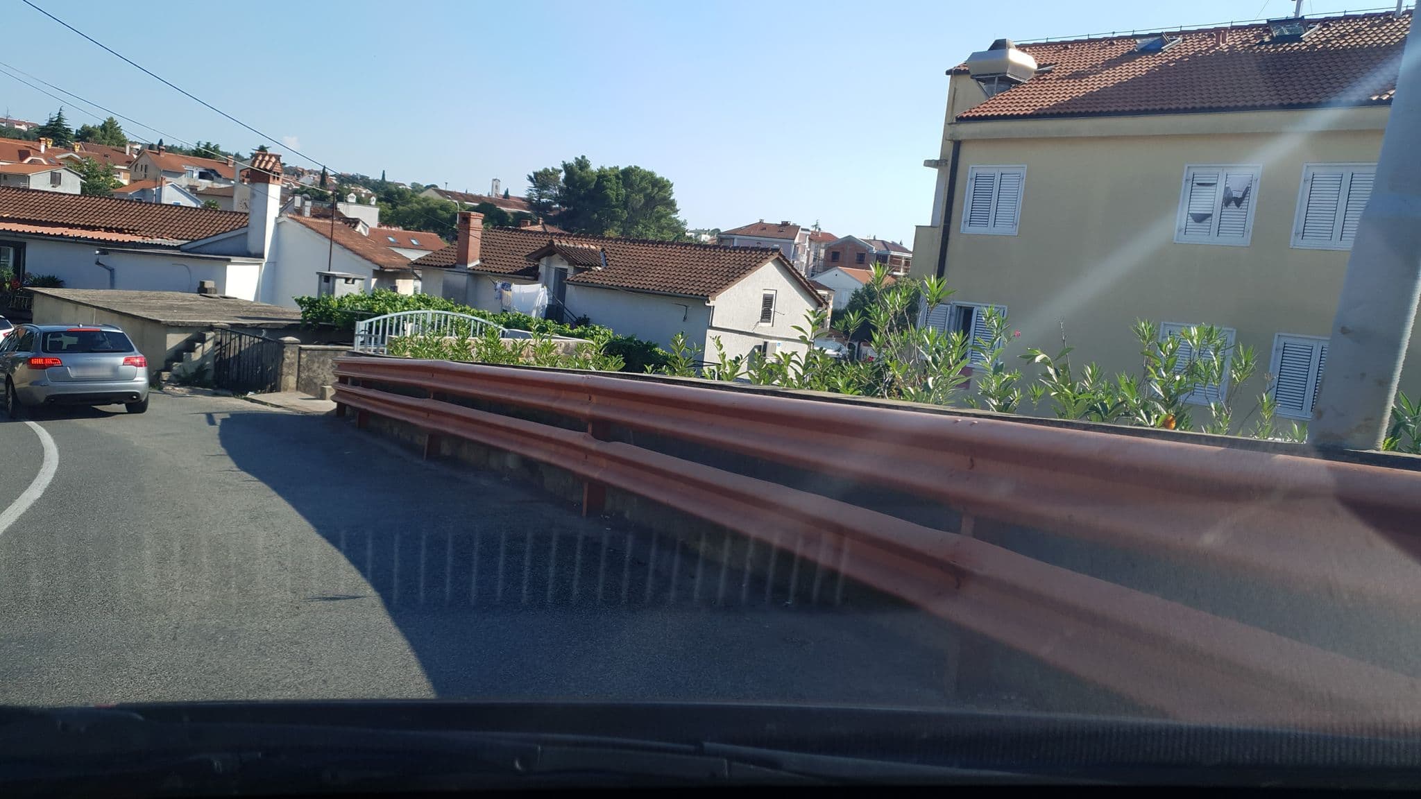 Street view near Guesthouse Villa Adria, Njivice — © b166er (CC BY-SA · Mapillary)