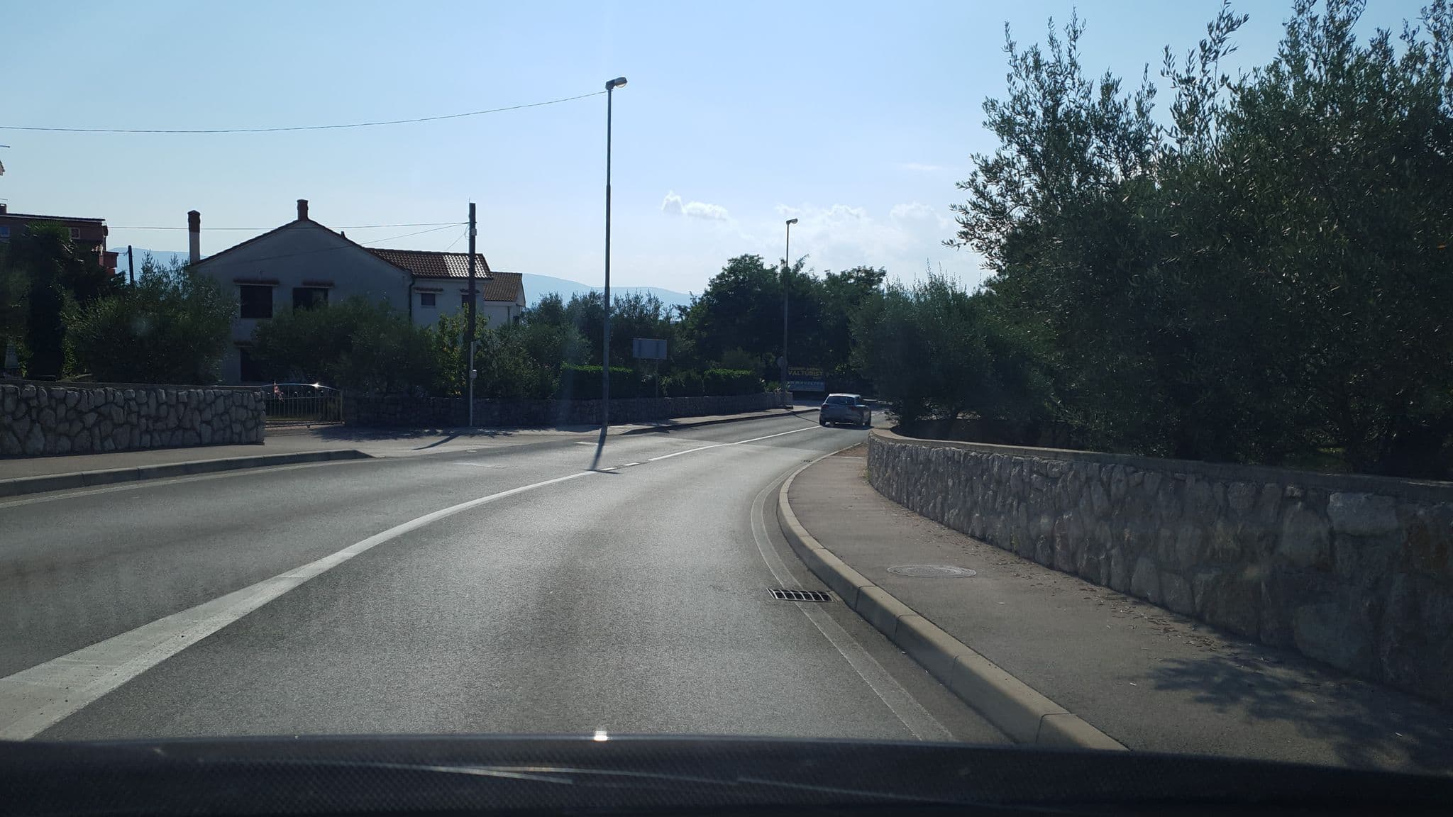 Street view near Apartment Dorcic, Njivice — © b166er (CC BY-SA · Mapillary)