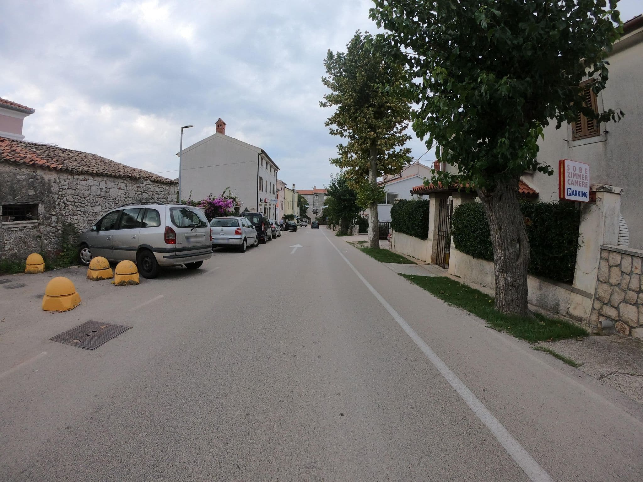 Street view near Apartments with a parking space Cres - 7983, Cres — © joostjakob (CC BY-SA · Mapillary)