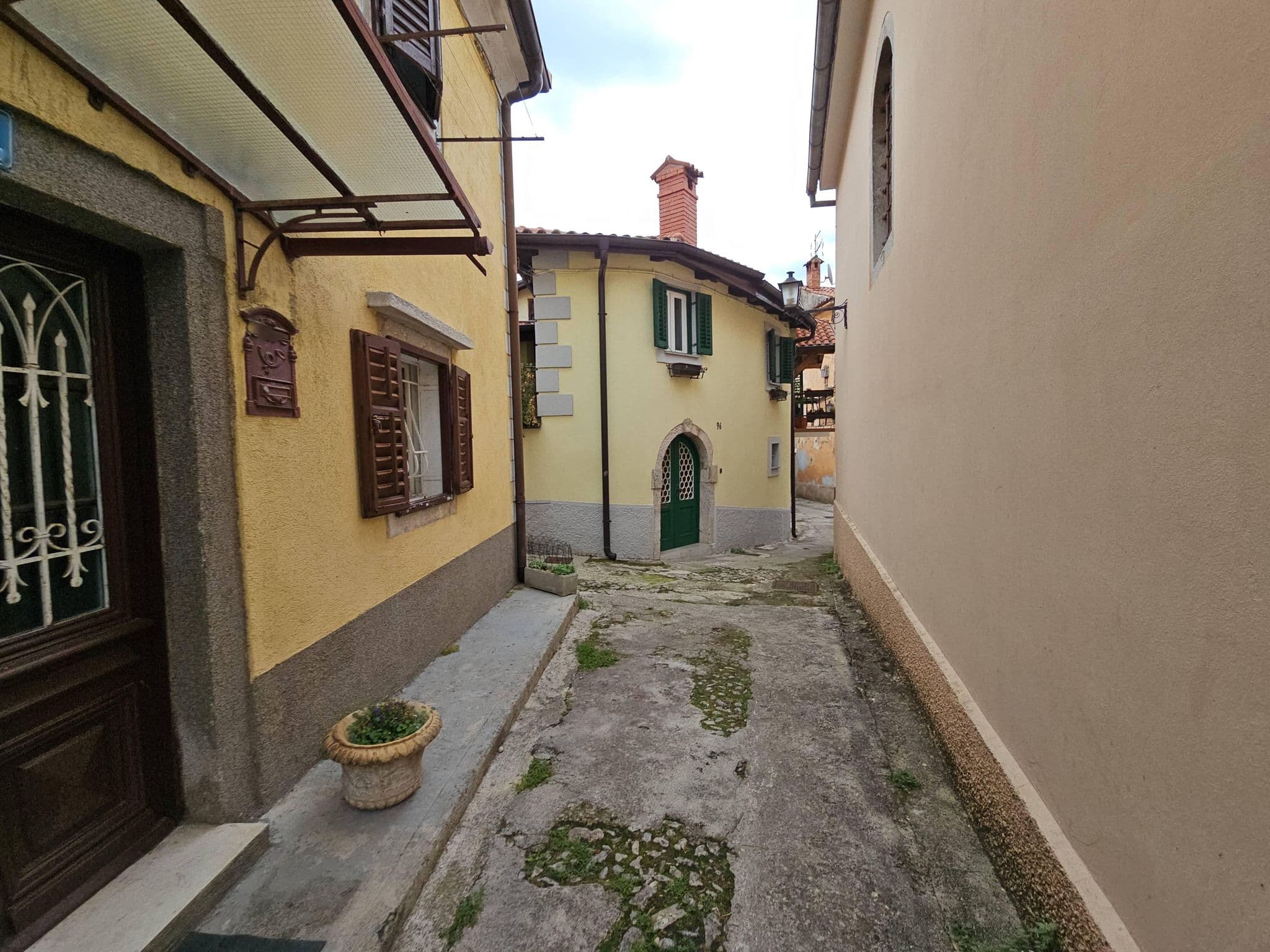 Street view near Villa Istria, Lovran — © inextremo96 (CC BY-SA · Mapillary)
