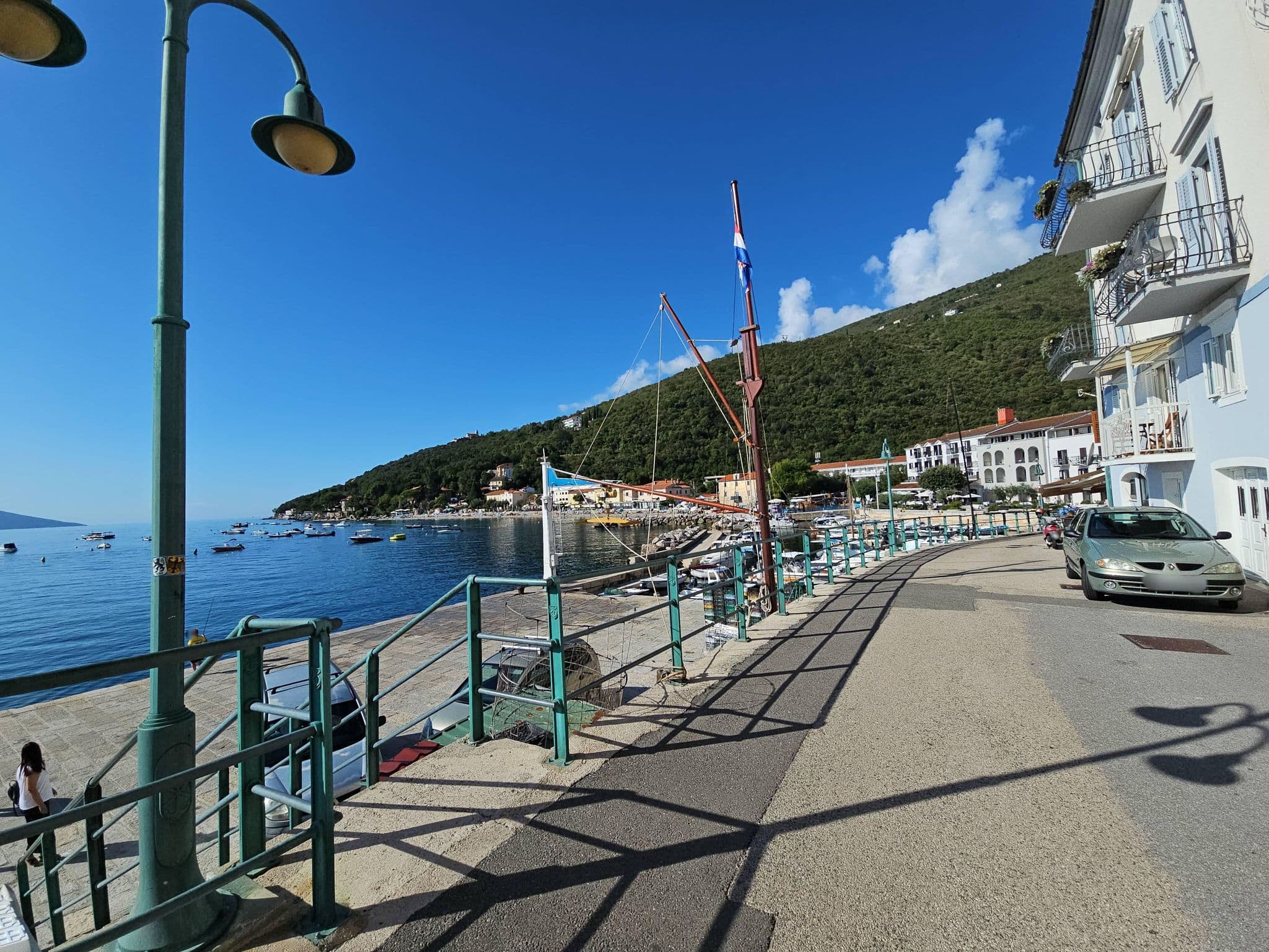 Street view near Apartments Sea Moscenicka Draga, Lovran — © inextremo96 (CC BY-SA · Mapillary)