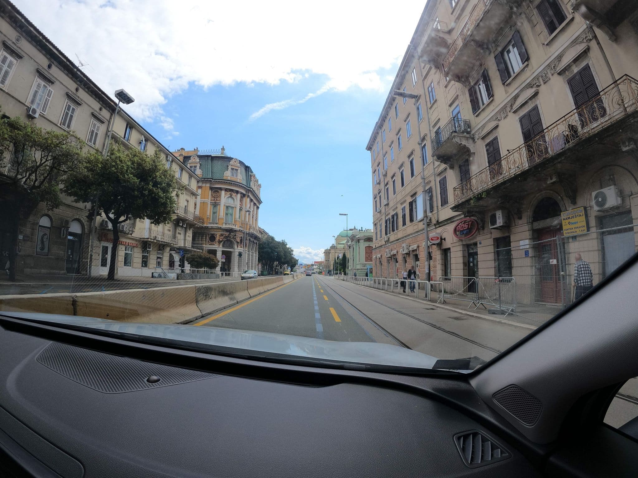 Street view near Apartments Black & White, Cherry, Rijeka — © borovac (CC BY-SA · Mapillary)