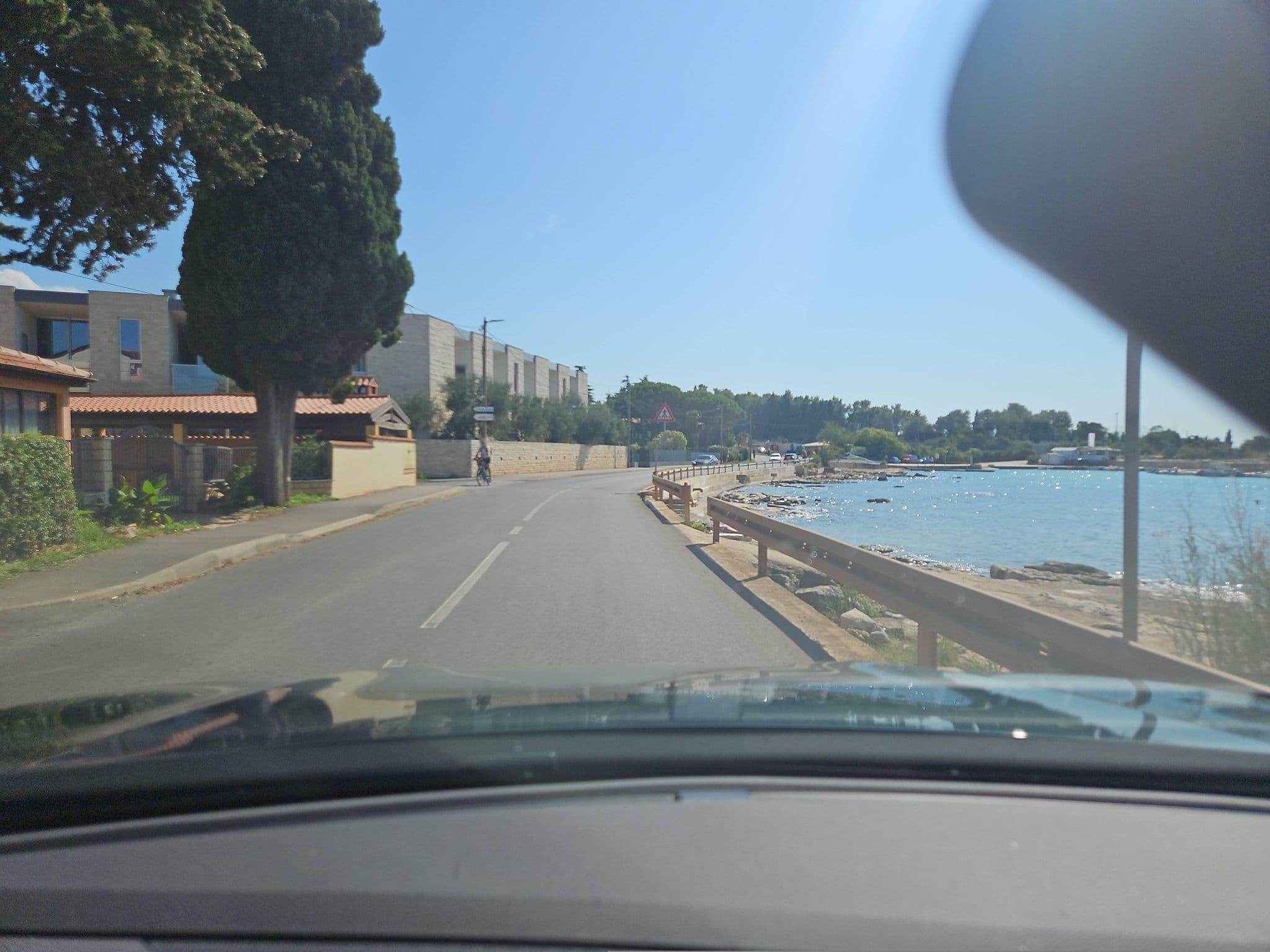 Street view near LOVRIĆ house with apartments, Umag — © toho (CC BY-SA · Mapillary)