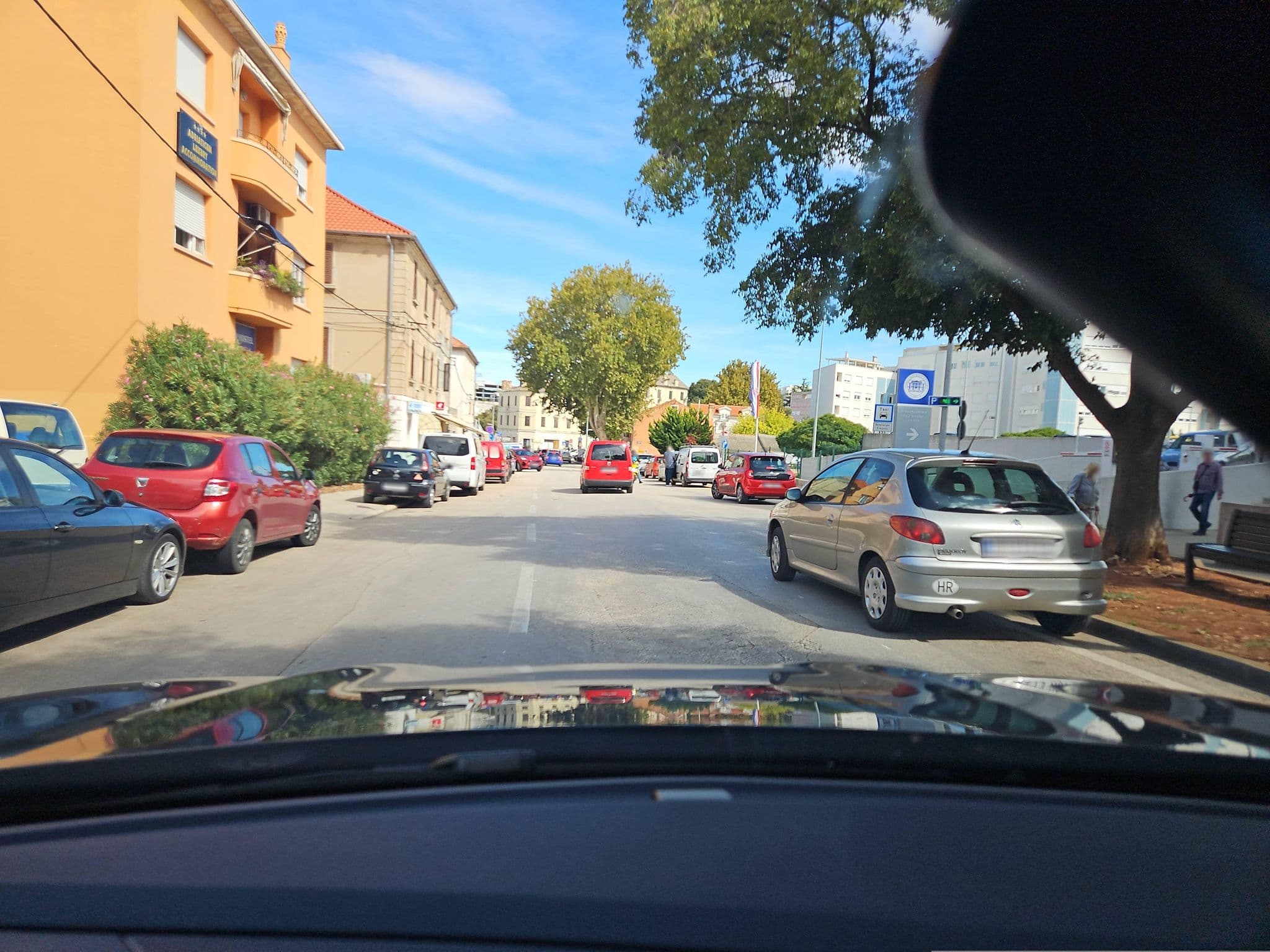 Street view near HOUSE HOSTEL, obrt za ugostiteljstvo, vl. Gordana Bajić, Zadar, Ljudevita Posavskog 14, Zadar — © toho (CC BY-SA · Mapillary)