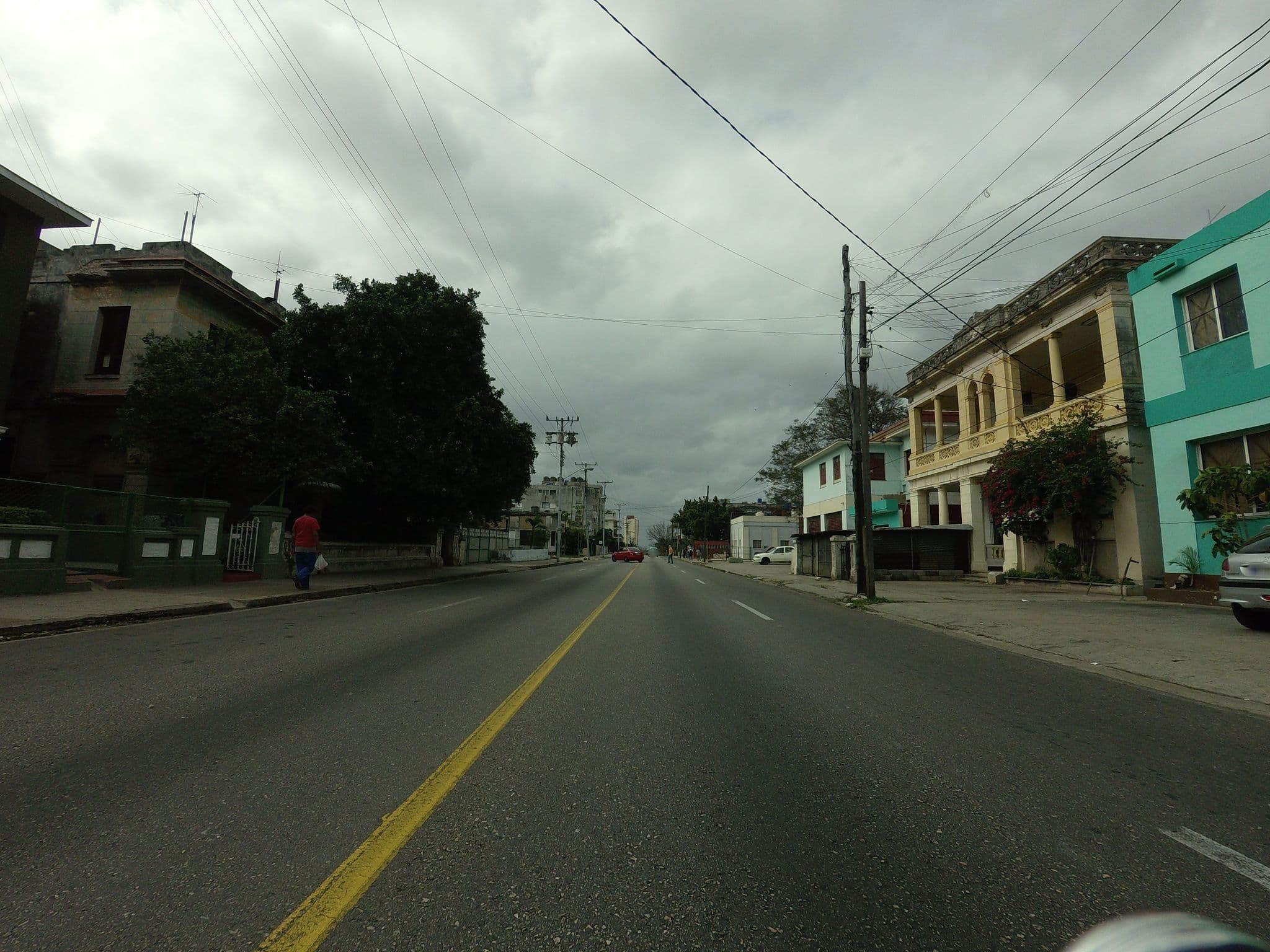Street view near CASA DE LOURDES, Vedado