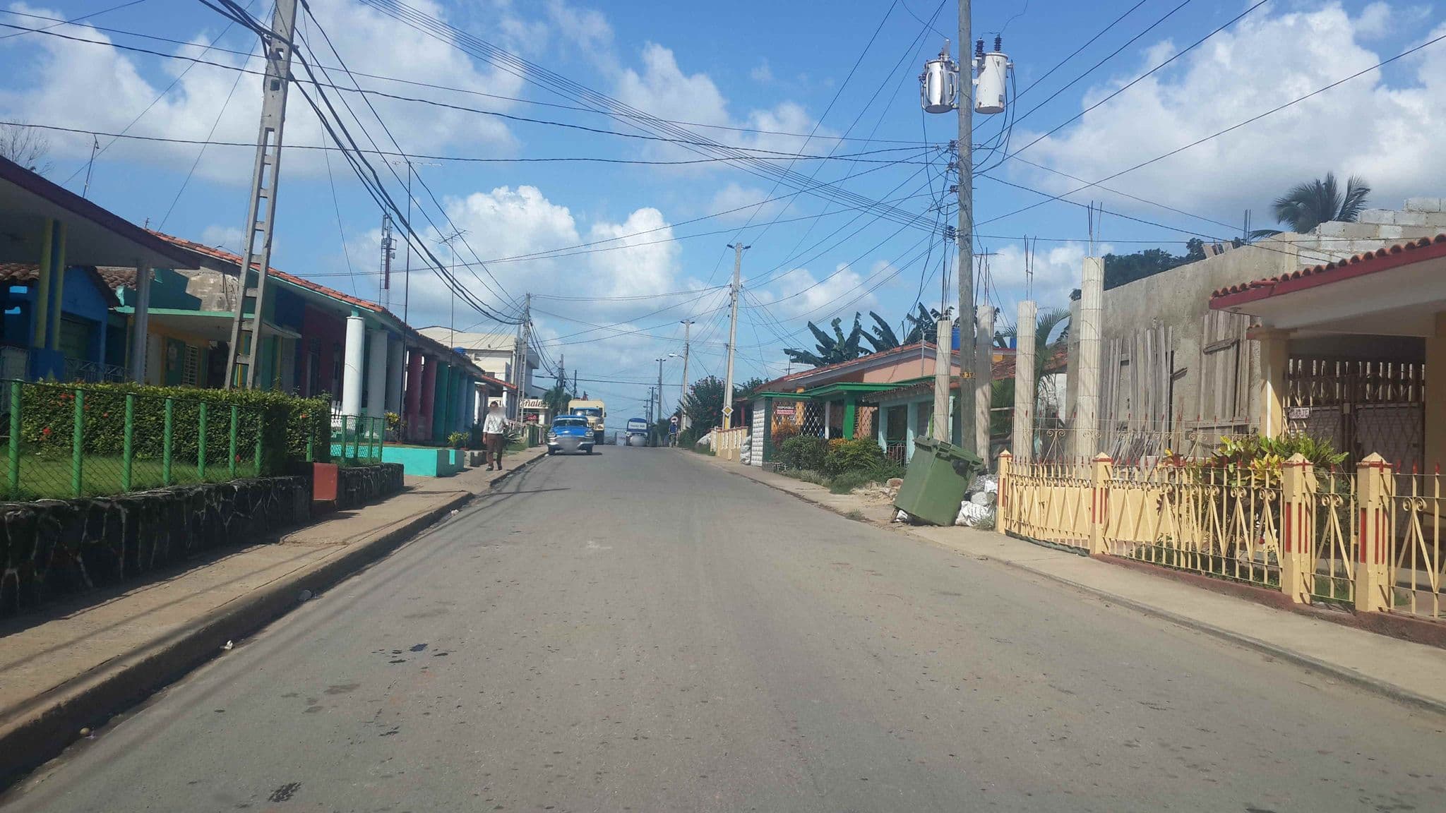 Street view near Casa Royal, Viñales