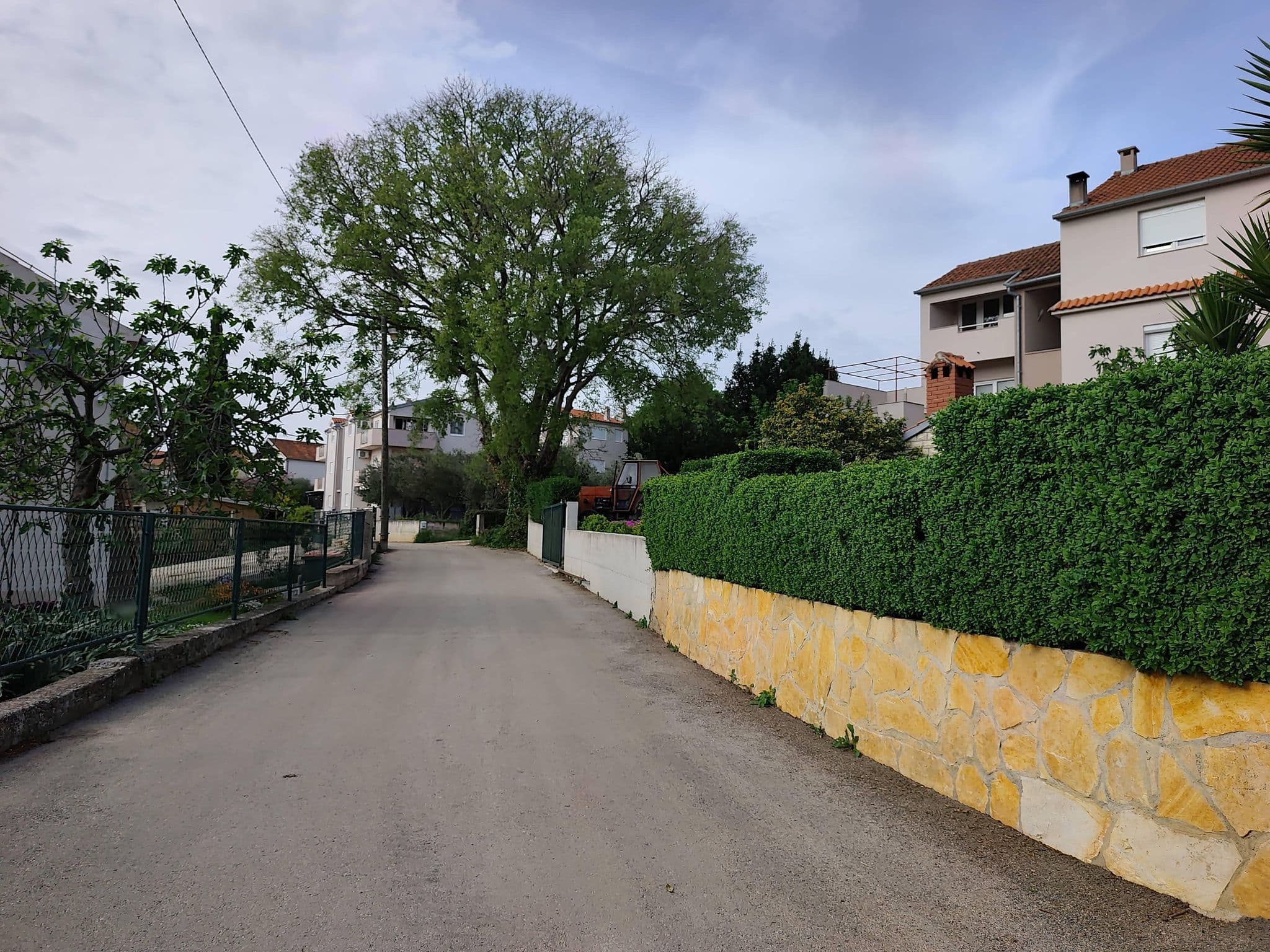 Street view near Apartments Croatiansun, Sveti Filip i Jakov — © Duro (CC BY-SA · Mapillary)