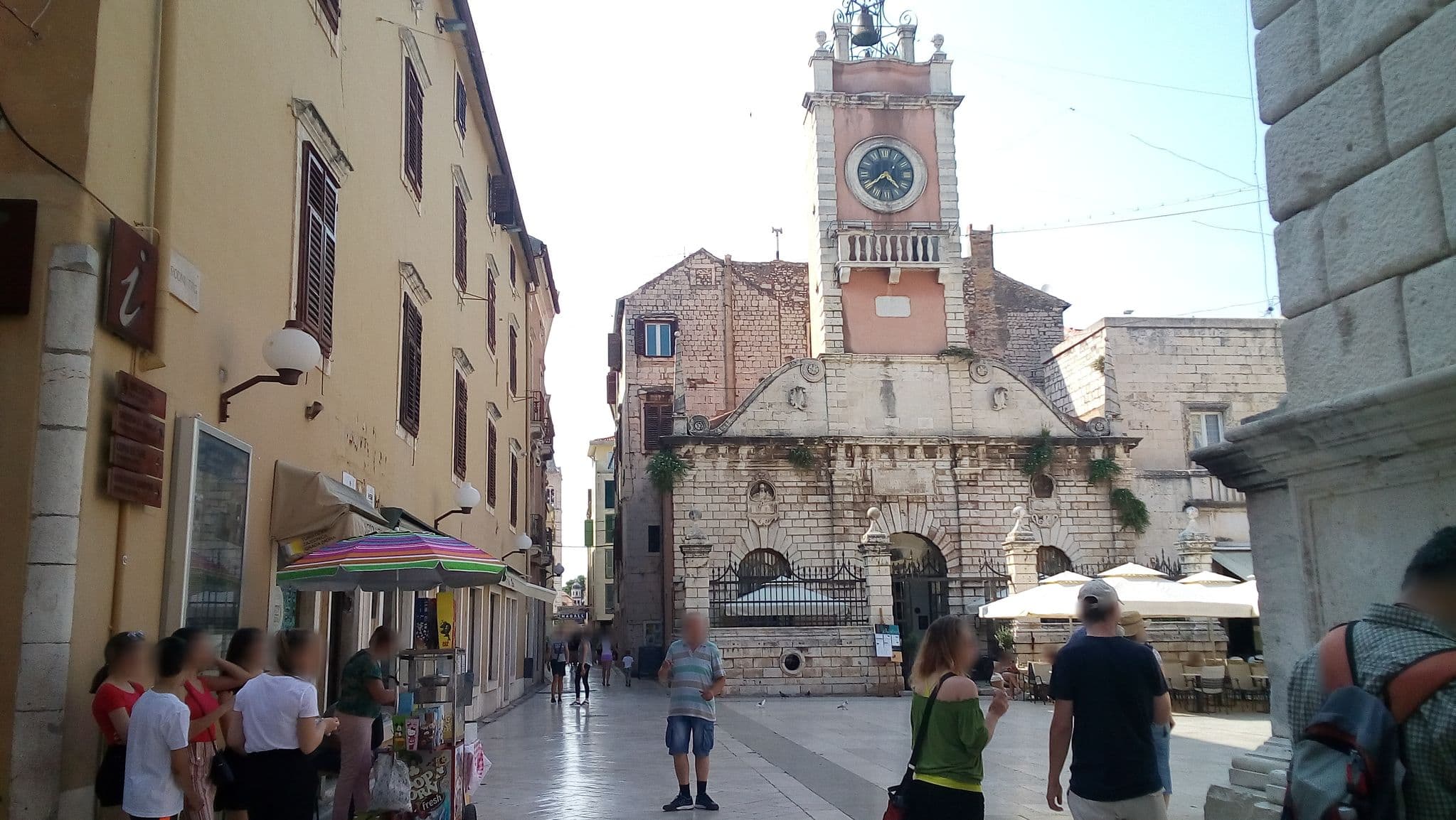 Street view near Apartman Poluotok, Zadar — © karthoo (CC BY-SA · Mapillary)