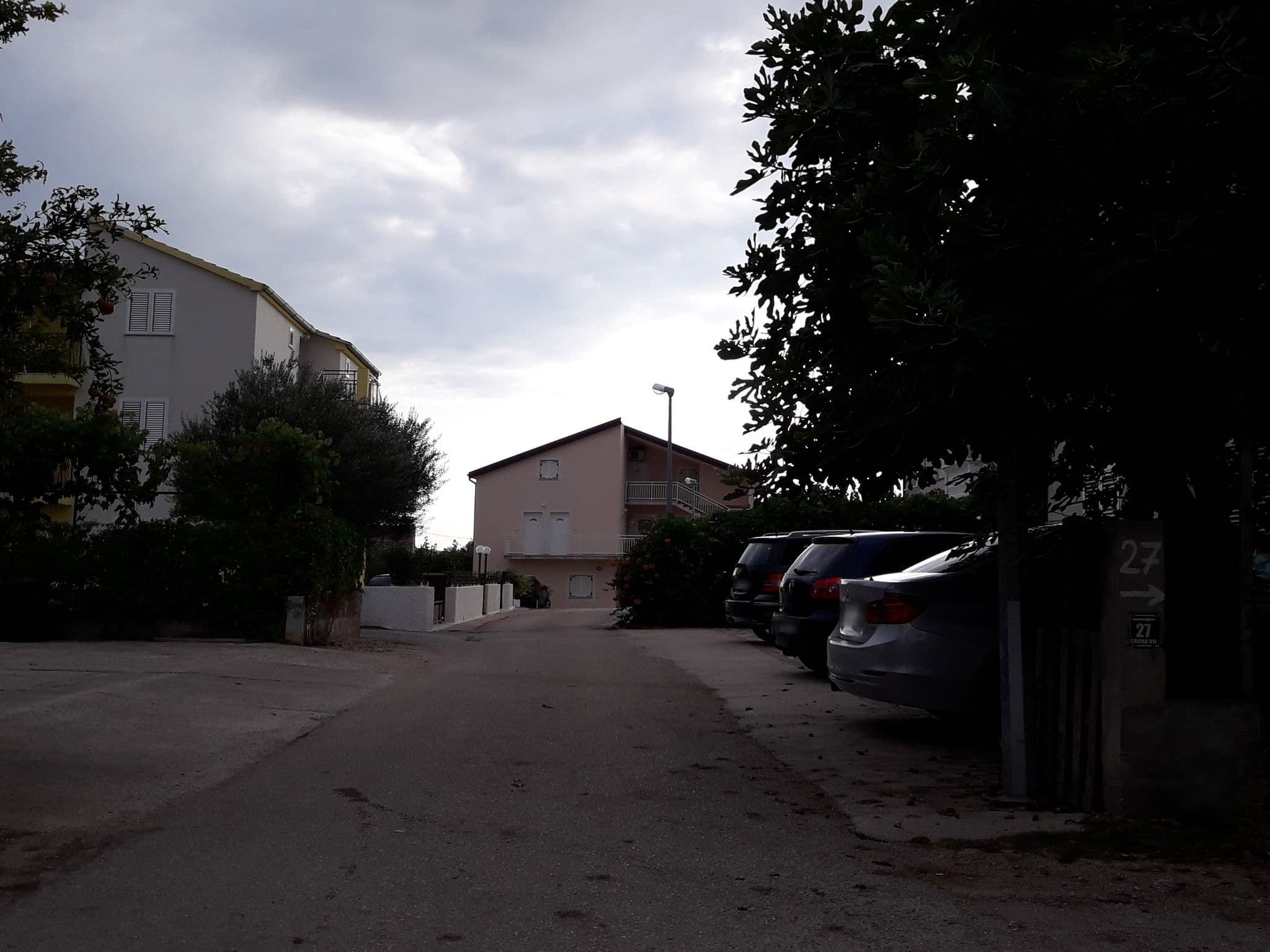 Street view near Apartmani Sara Srima Vodice, Vodice — © qmell (CC BY-SA · Mapillary)
