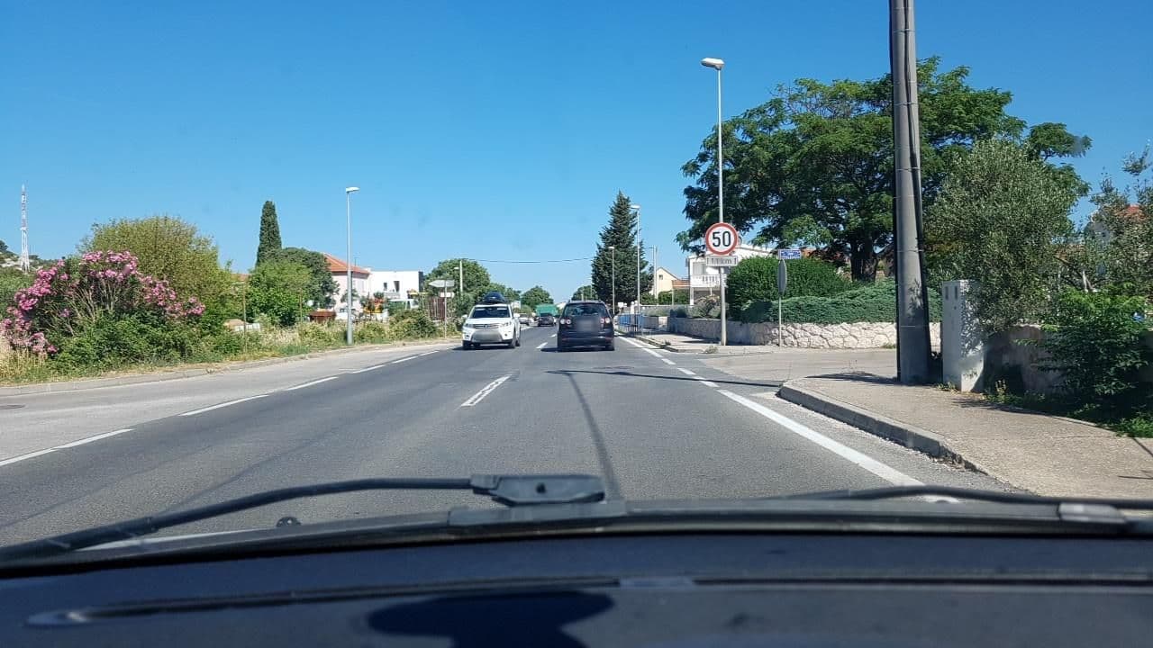 Street view near Apartmani Ana, Pakoštane — © mik007 (CC BY-SA · Mapillary)
