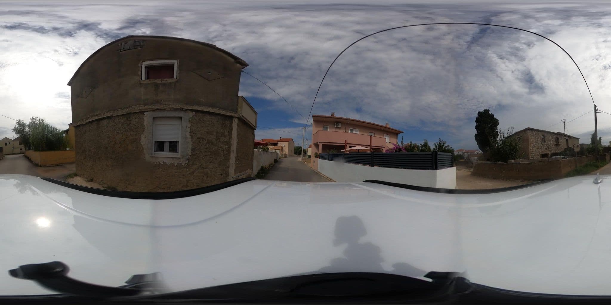 Street view near Apartments Vladimir, Nin — © Tim1 (CC BY-SA · Mapillary)