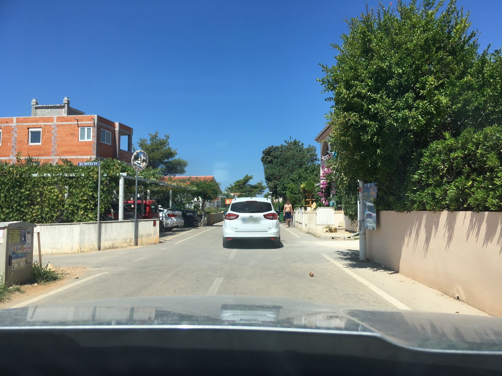 Street view near Villa Dobra, Vir — © jerneja (CC BY-SA · Mapillary)