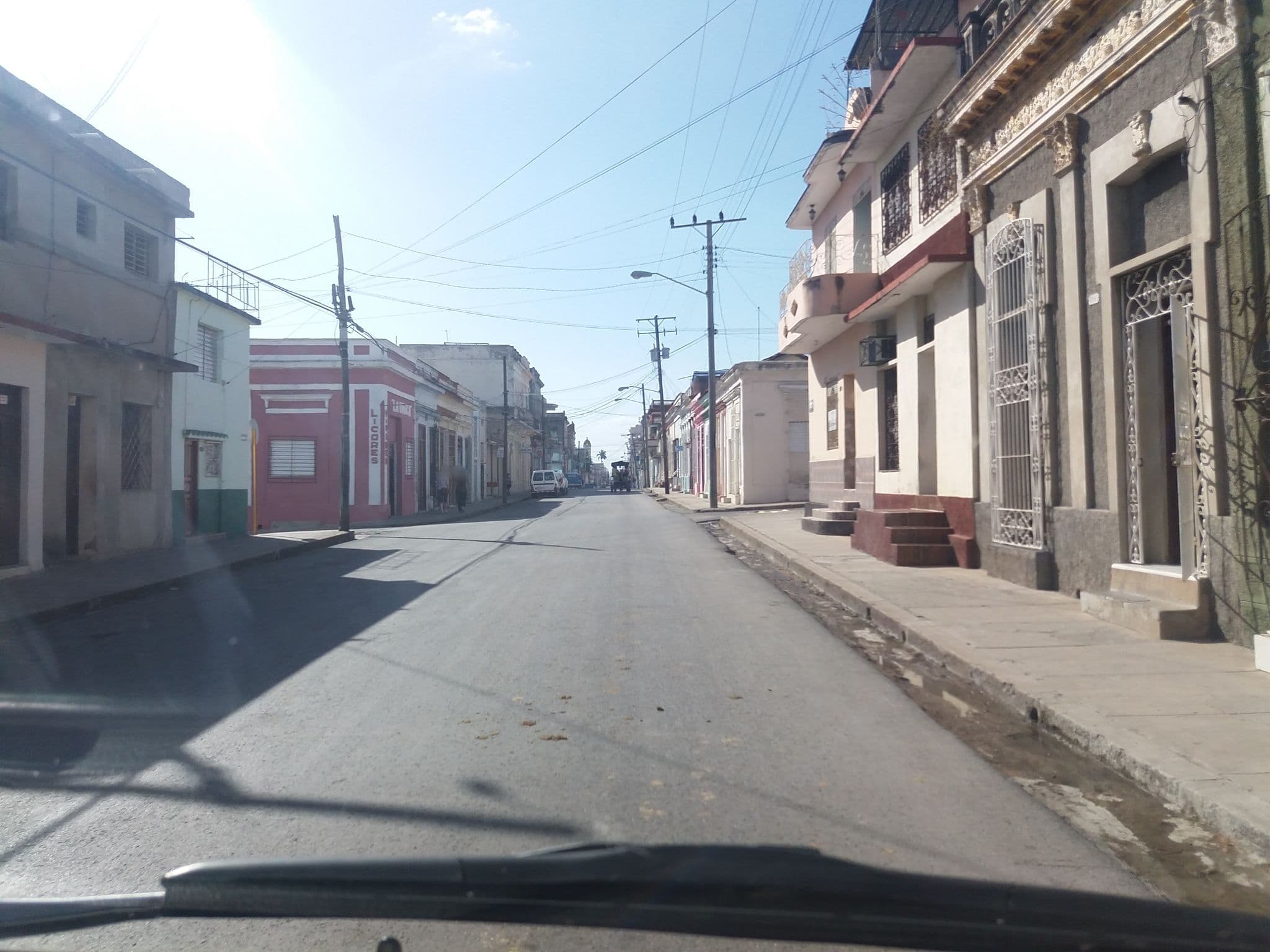 Street view near Bet & Rum (Betty& Rumbault), Cienfuegos