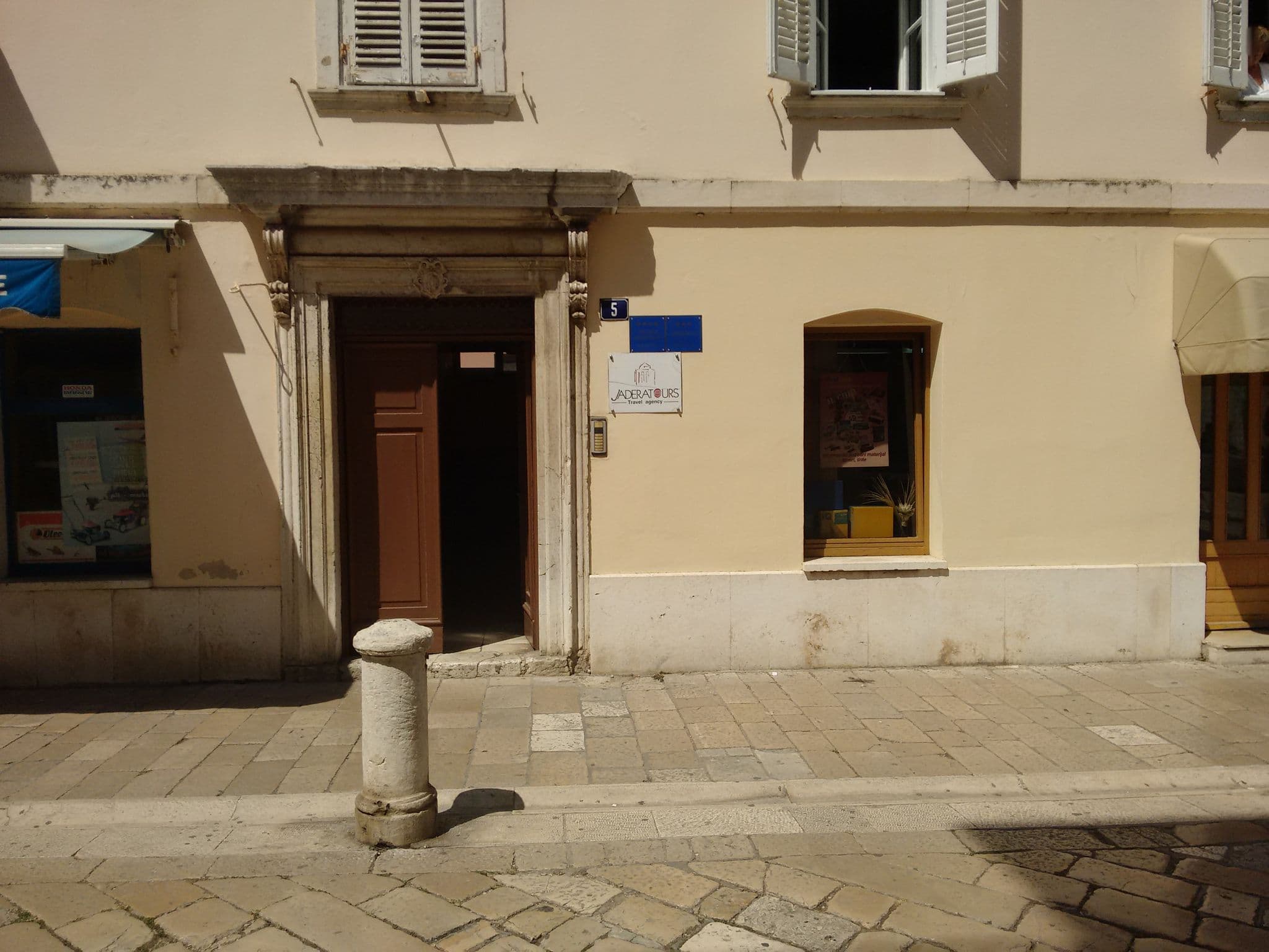 Street view near Apartments Tiramola Old Town, Zadar — © janjko (CC BY-SA · Mapillary)