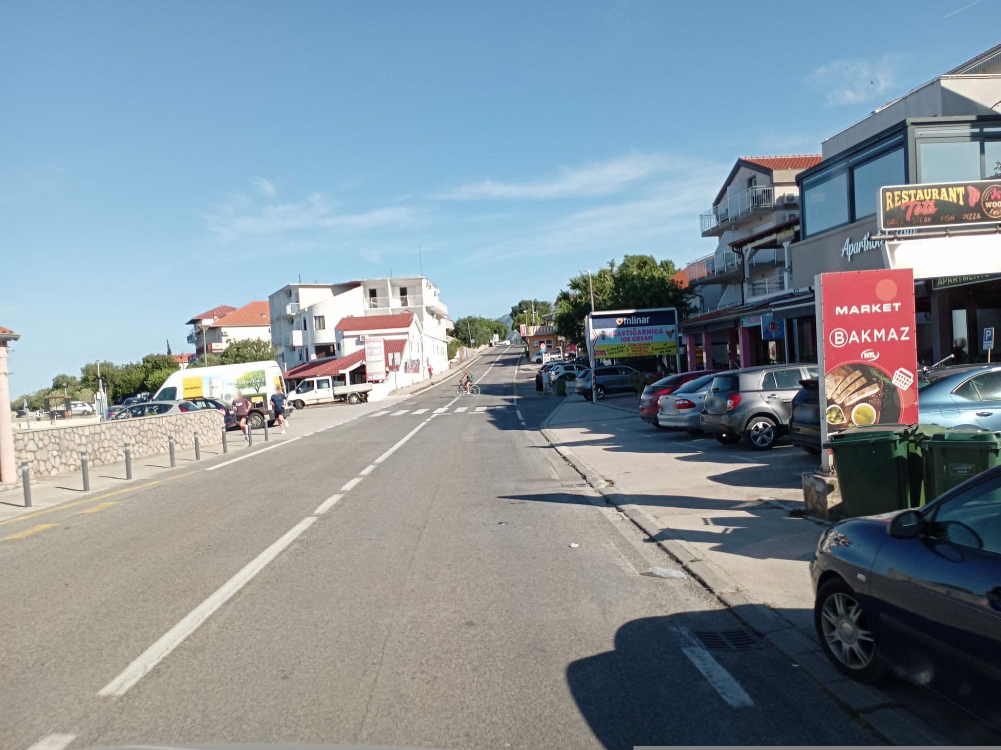Street view near Apartments Tota, Posedarje — © atze02 (CC BY-SA · Mapillary)