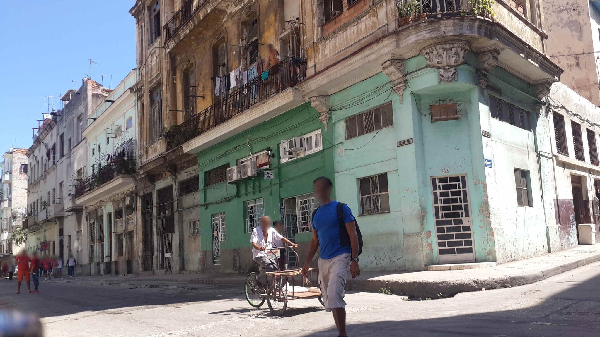 Street view near Rosie, Centro Habana — © havana (CC BY-SA · Mapillary)