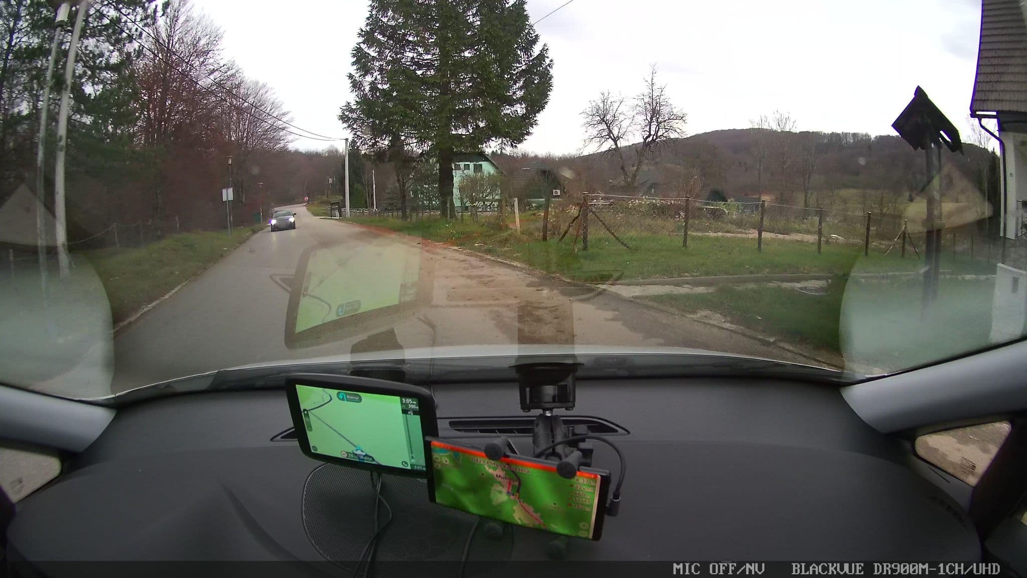 Street view near Natura Plitvice Lakes, Slunj — © jthnz (CC BY-SA · Mapillary)