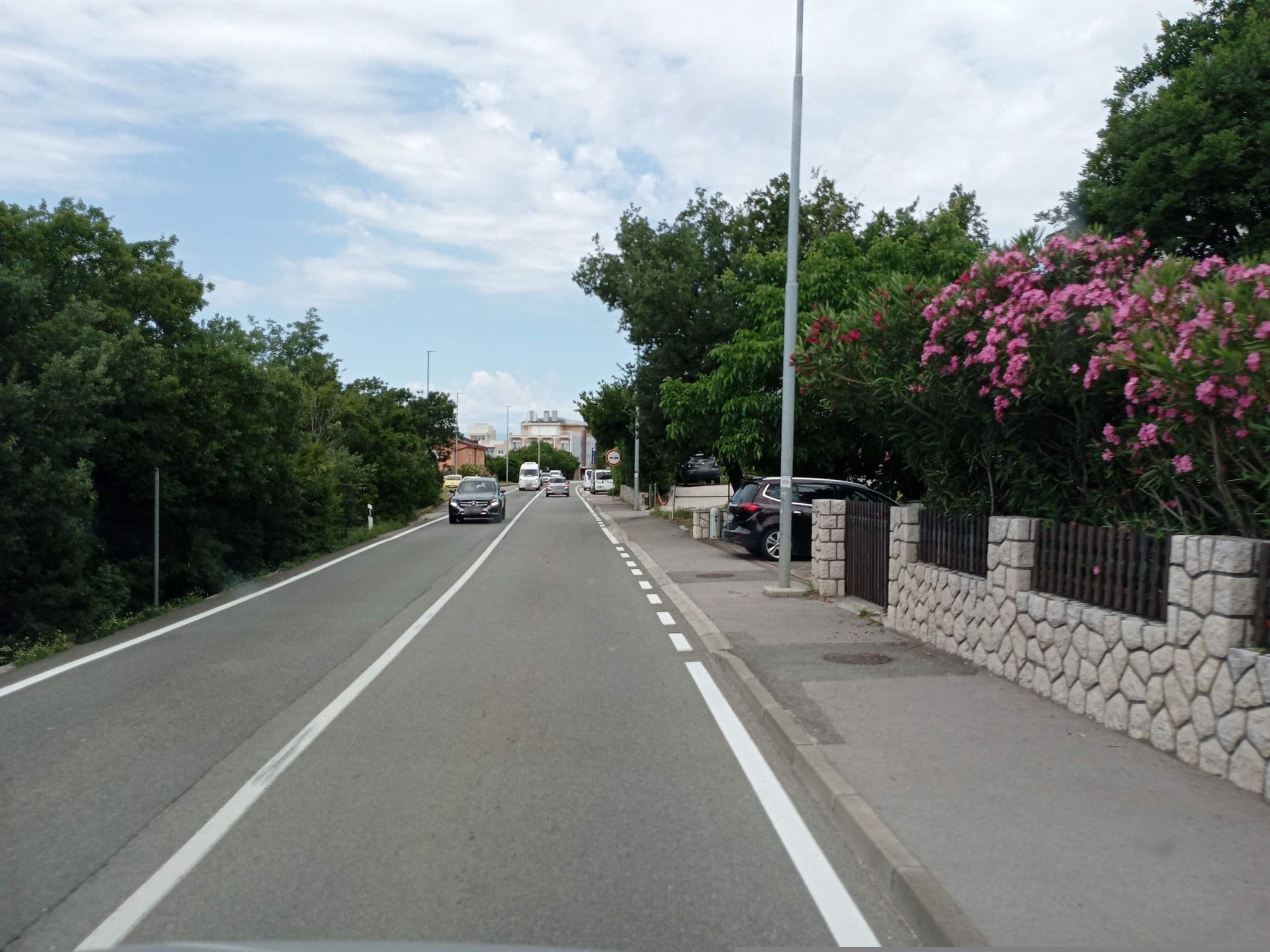 Street view near Villa Sundecker Bratkovic, Selce — © atze02 (CC BY-SA · Mapillary)
