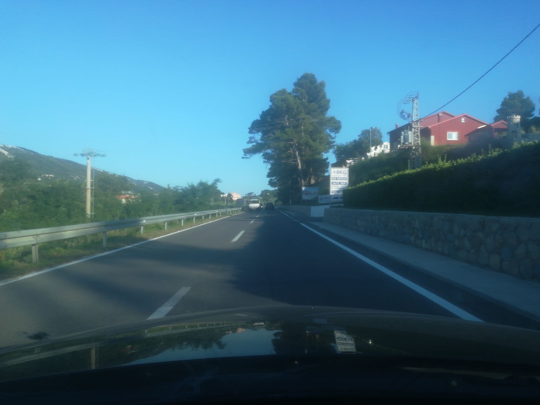 Street view near Apartments Nada, Palit — © stefan4614 (CC BY-SA · Mapillary)