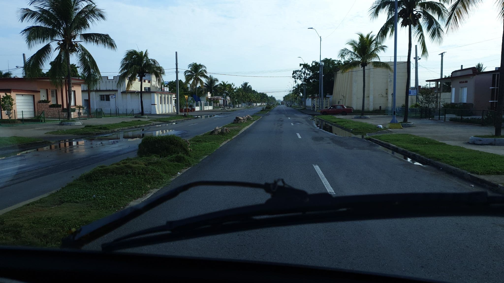 Street view near Villa La Mar, Cienfuegos