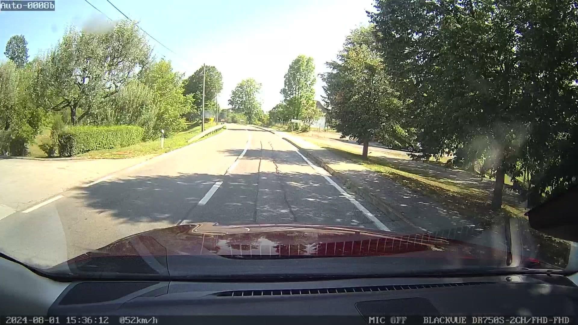 Street view near Apartments Helena Bike&Bed, Slunj — © rdnnk (CC BY-SA · Mapillary)