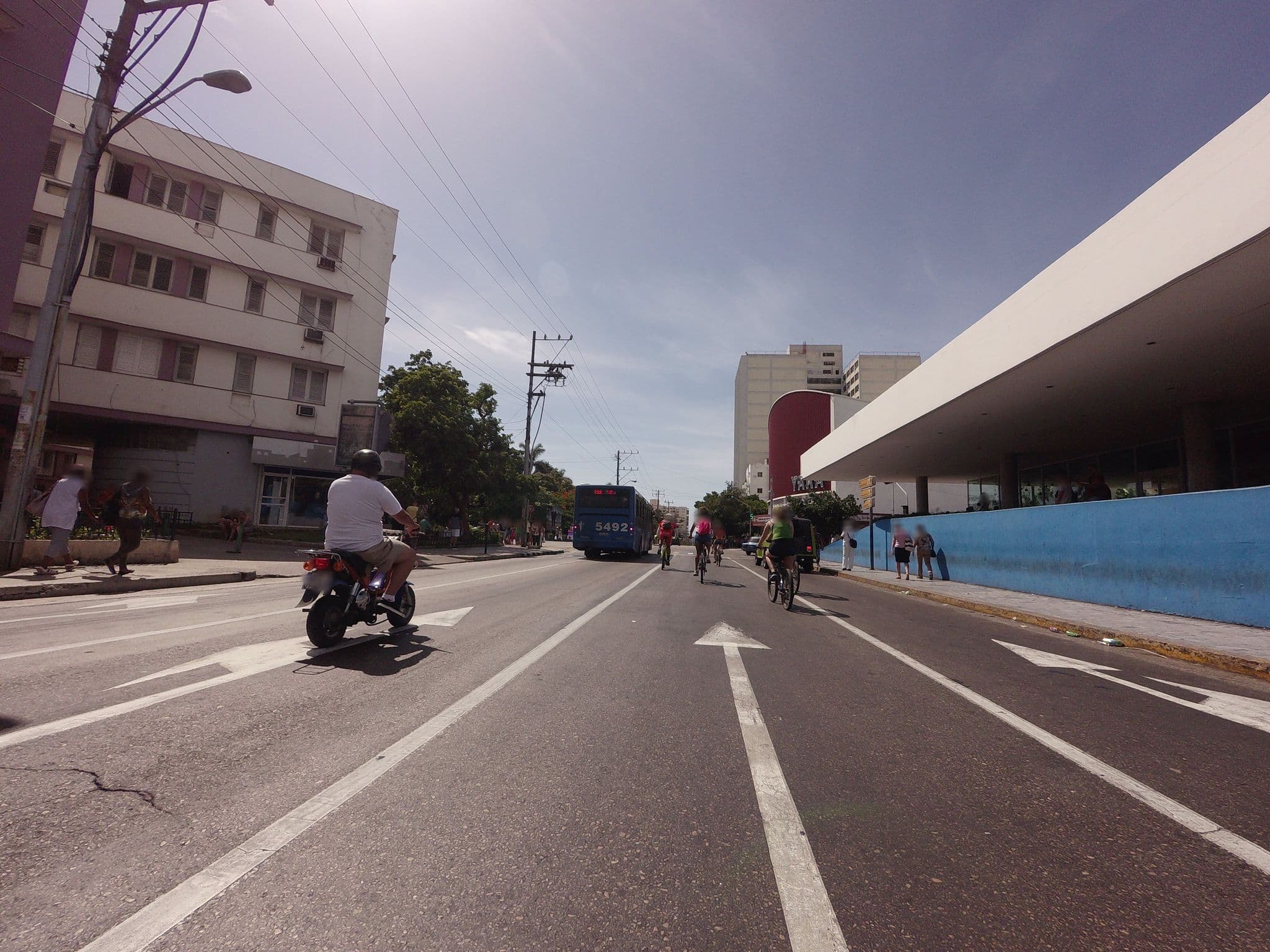 Street view near Martha & Raúl | Apartment Rent, Havana
