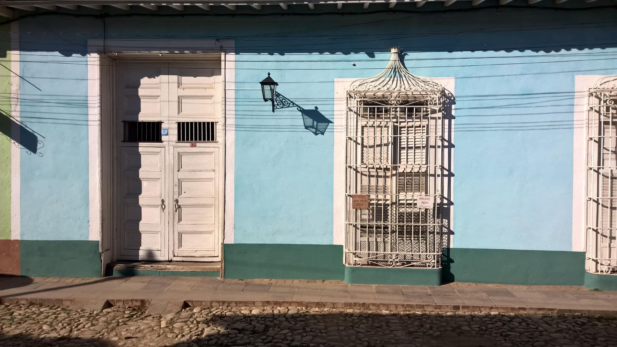 Street view near Las terrazas de Isabel y Eusebio, Trinidad