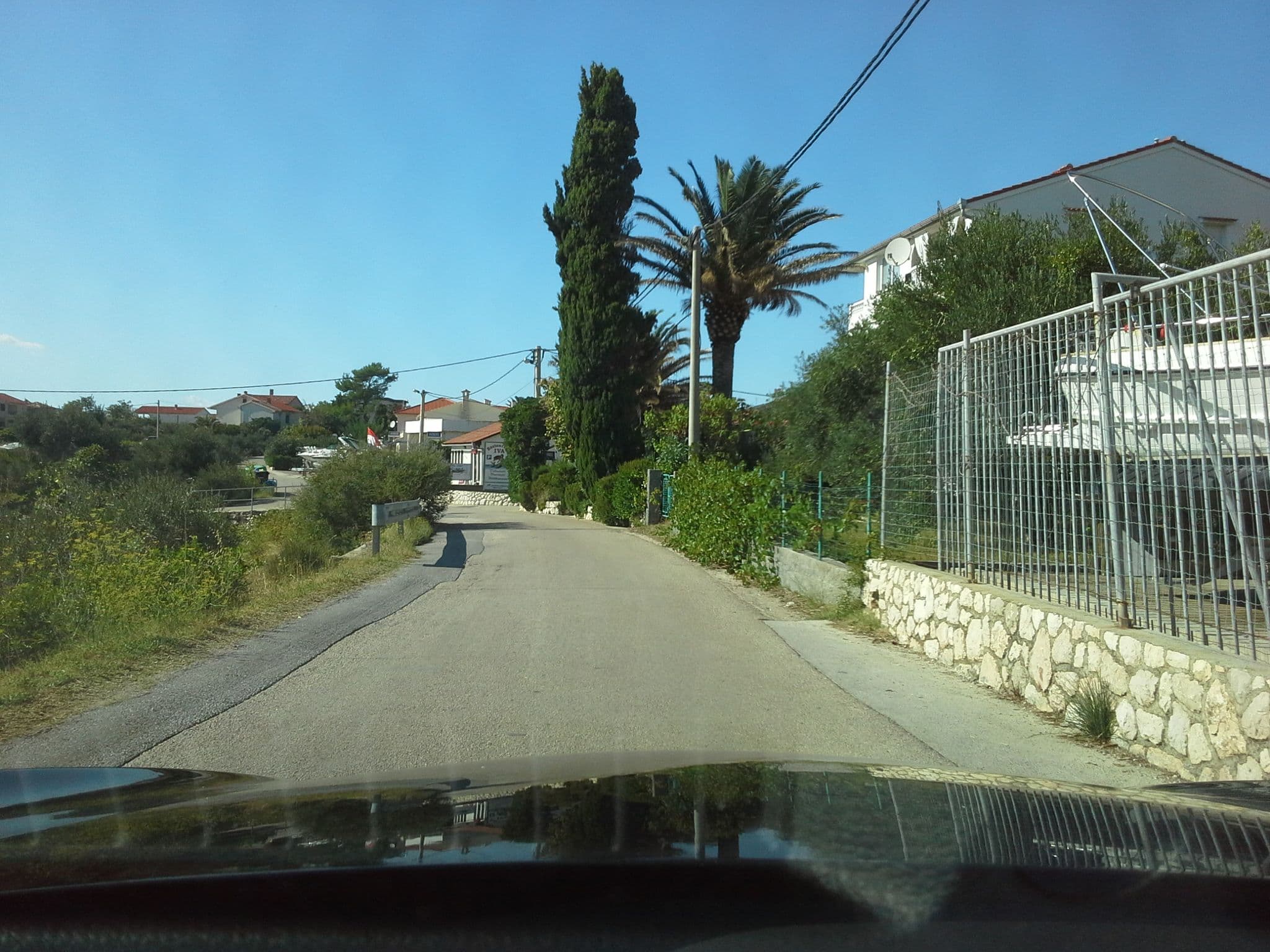 Street view near villa Adriana apartments, Barbat — © klypern (CC BY-SA · Mapillary)