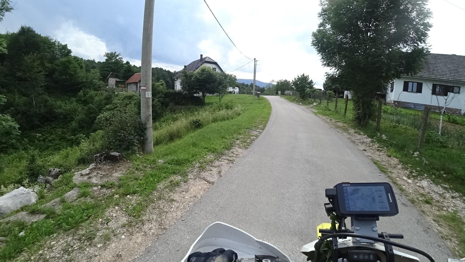 Street view near Haus Darko, Slunj — © isvedic (CC BY-SA · Mapillary)