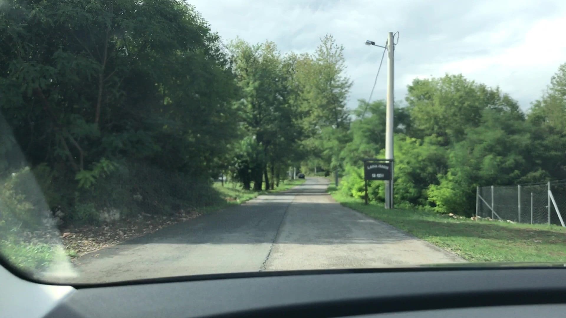 Street view near Lana Haus, Slunj — © lvl5 (CC BY-SA · Mapillary)