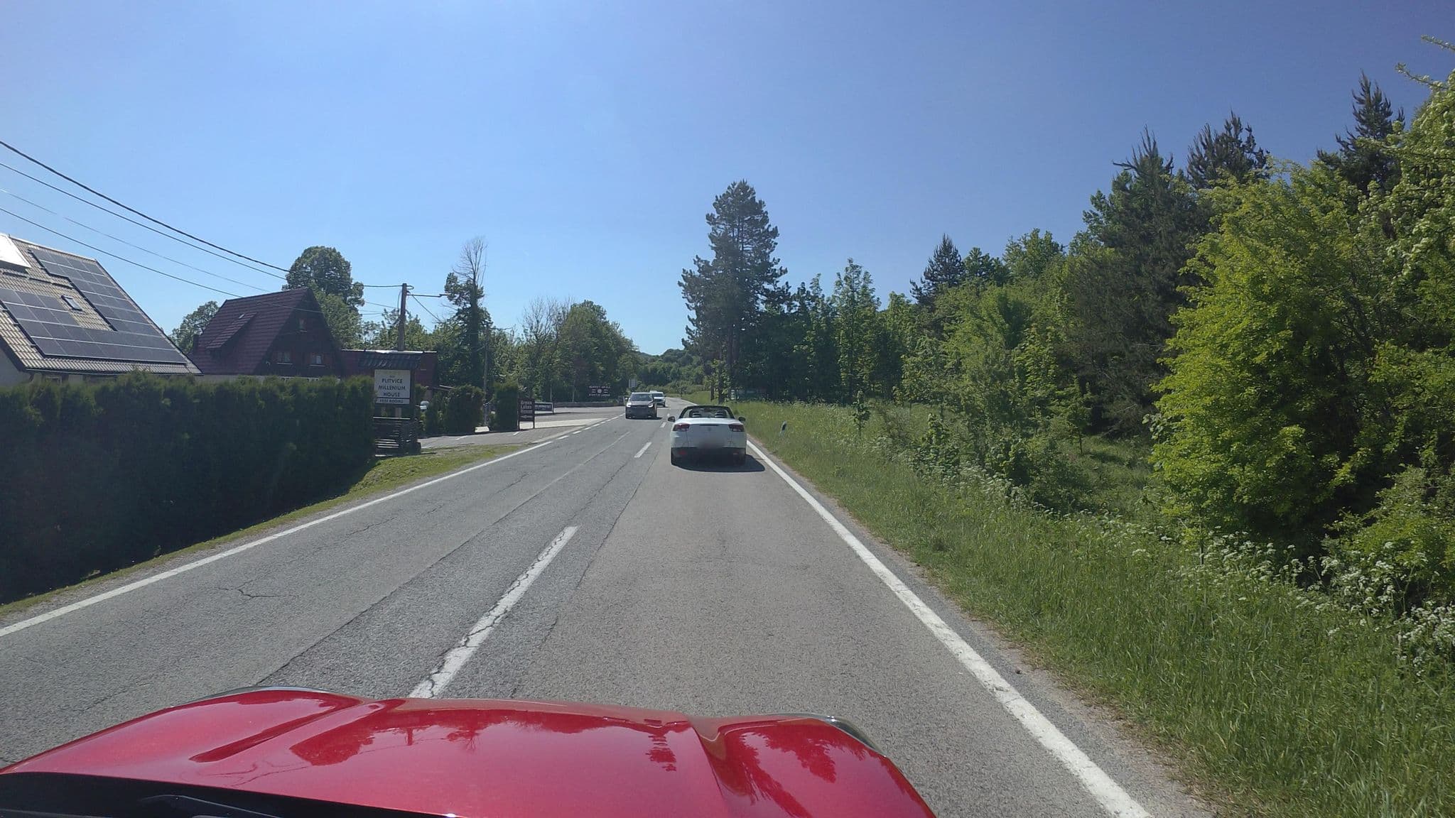 Street view near Green Lakes House, Slunj — © hbogner (CC BY-SA · Mapillary)