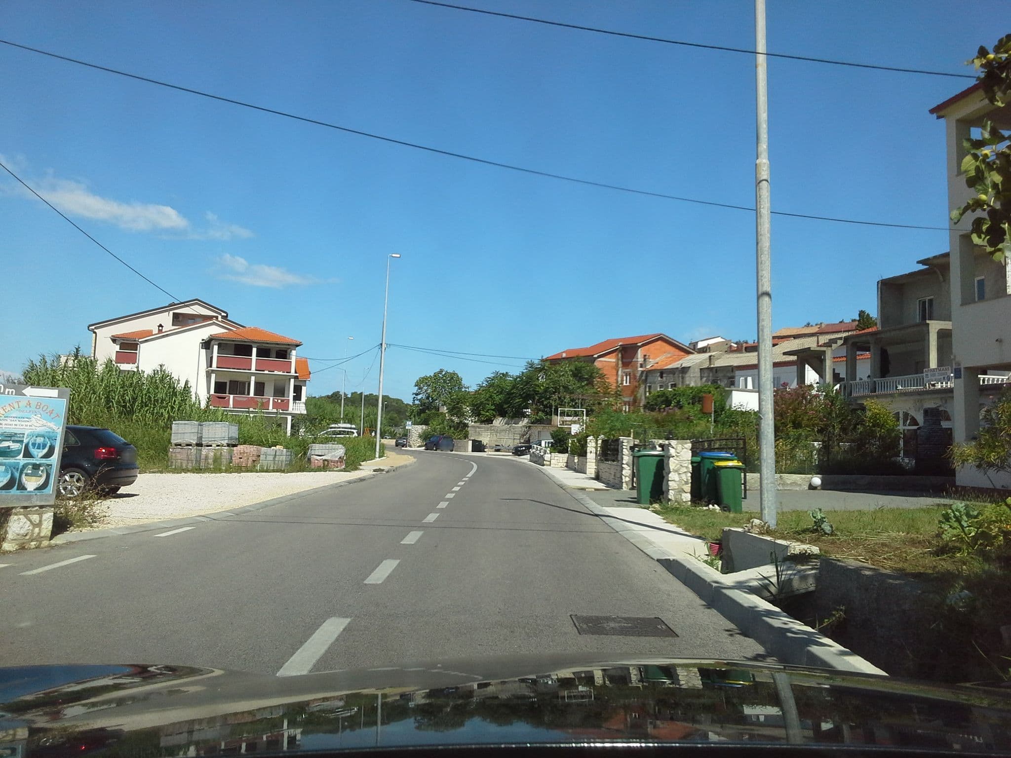 Street view near Apartmani Bakran, Lopar — © klypern (CC BY-SA · Mapillary)