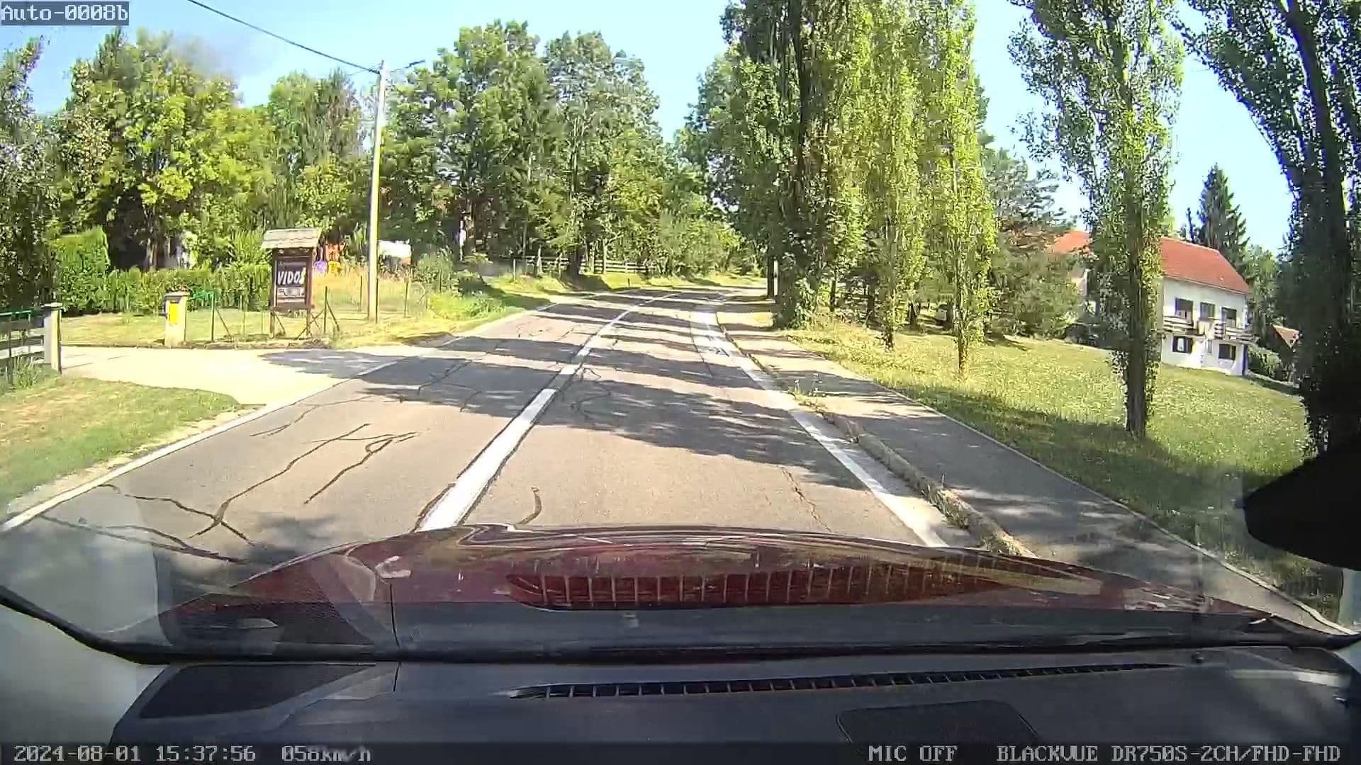 Street view near Apartments Smirnov, Slunj — © rdnnk (CC BY-SA · Mapillary)