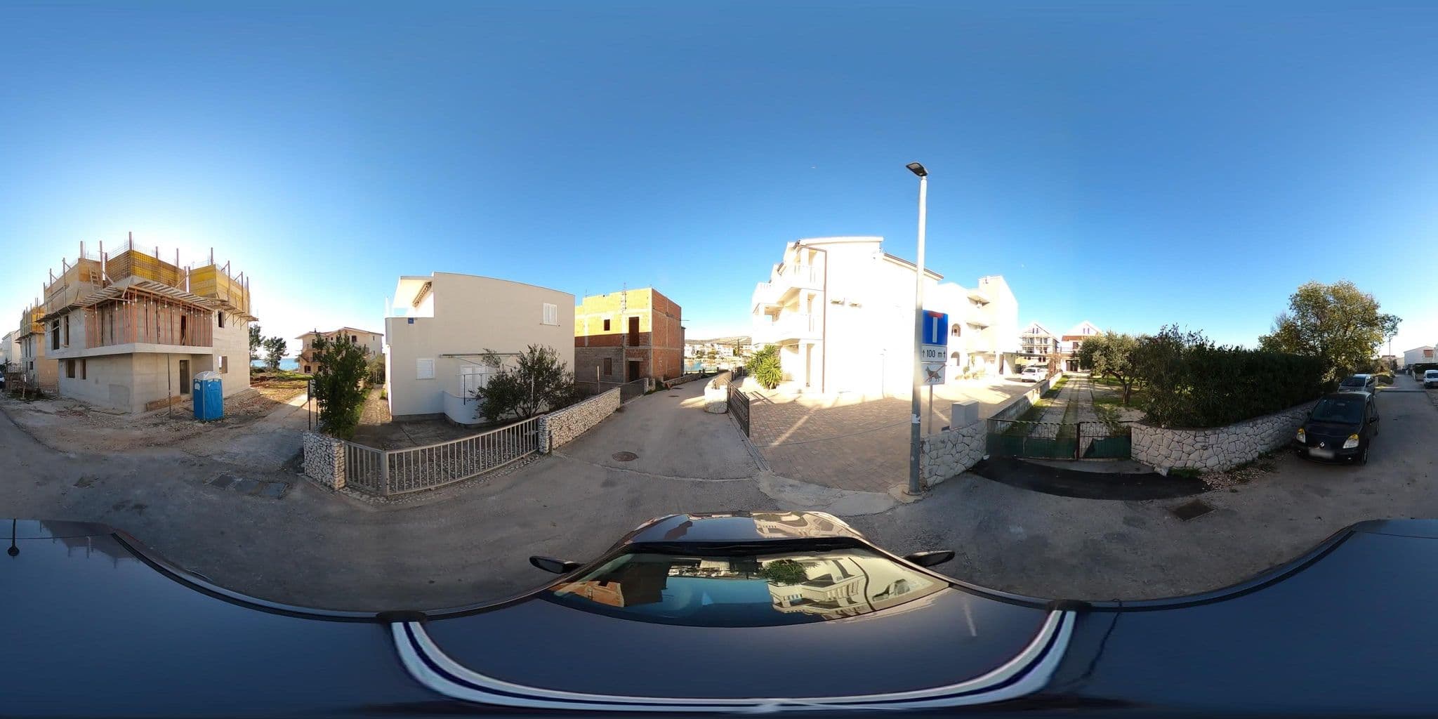 Street view near Luxury view apartments, Primošten — © tomislavzen12 (CC BY-SA · Mapillary)