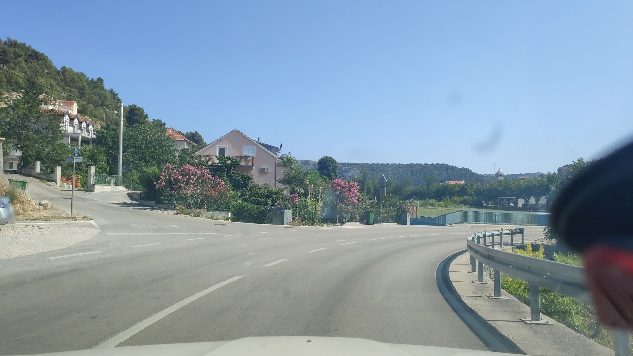 Street view near Rooms Marijeta, Bilice — © grin (CC BY-SA · Mapillary)