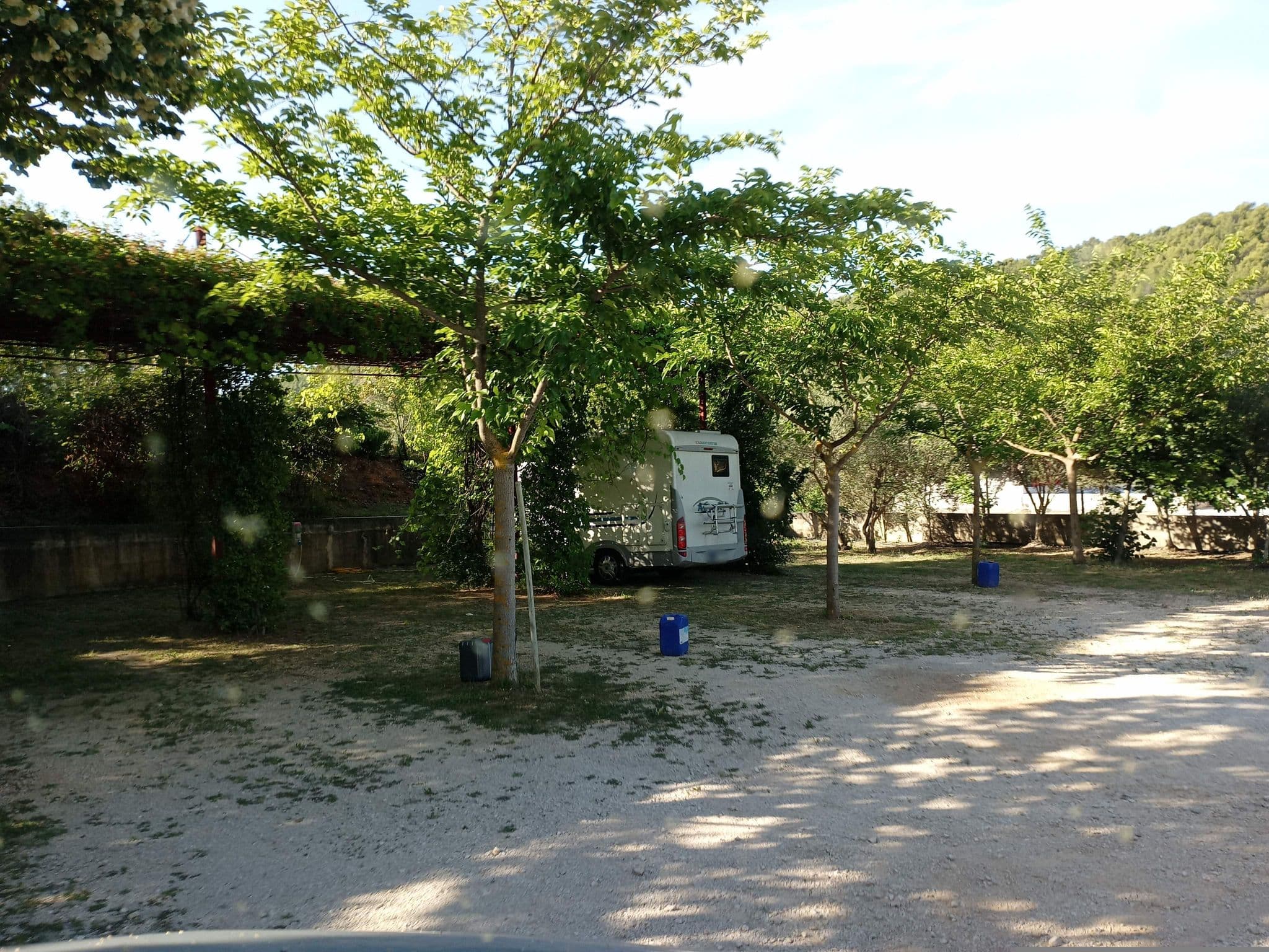 Street view near Illyria apartments, Bilice — © atze02 (CC BY-SA · Mapillary)