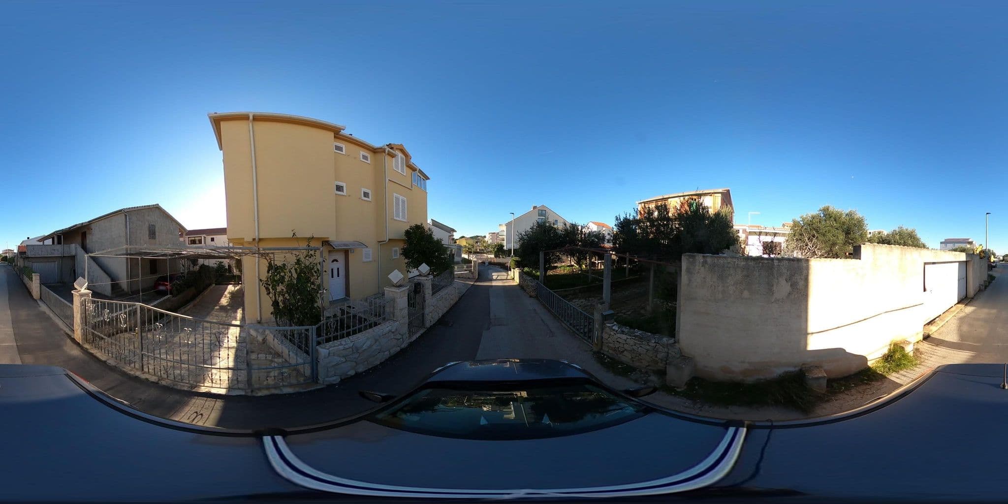 Street view near Apartment David, Primošten — © tomislavzen12 (CC BY-SA · Mapillary)