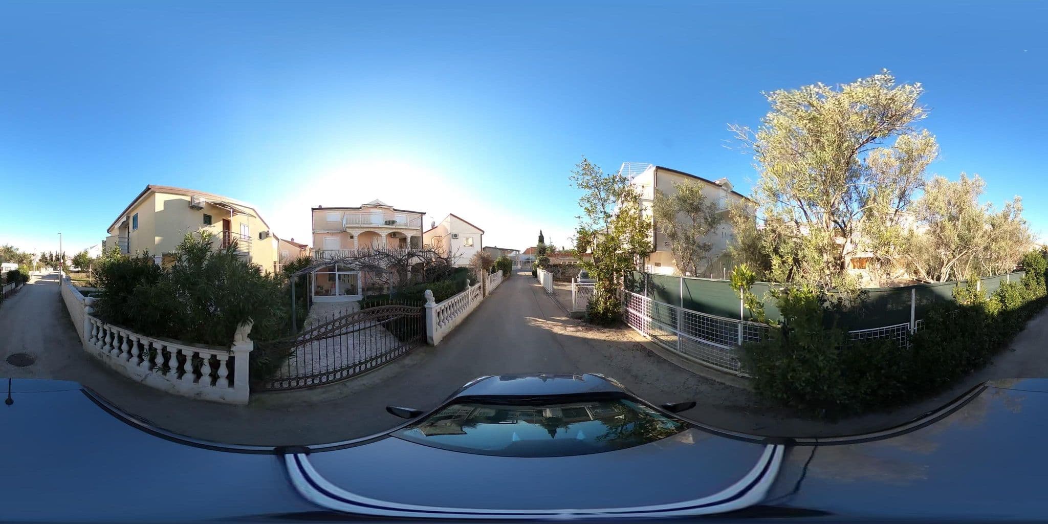 Street view near Vila Luxor, Primošten — © tomislavzen12 (CC BY-SA · Mapillary)