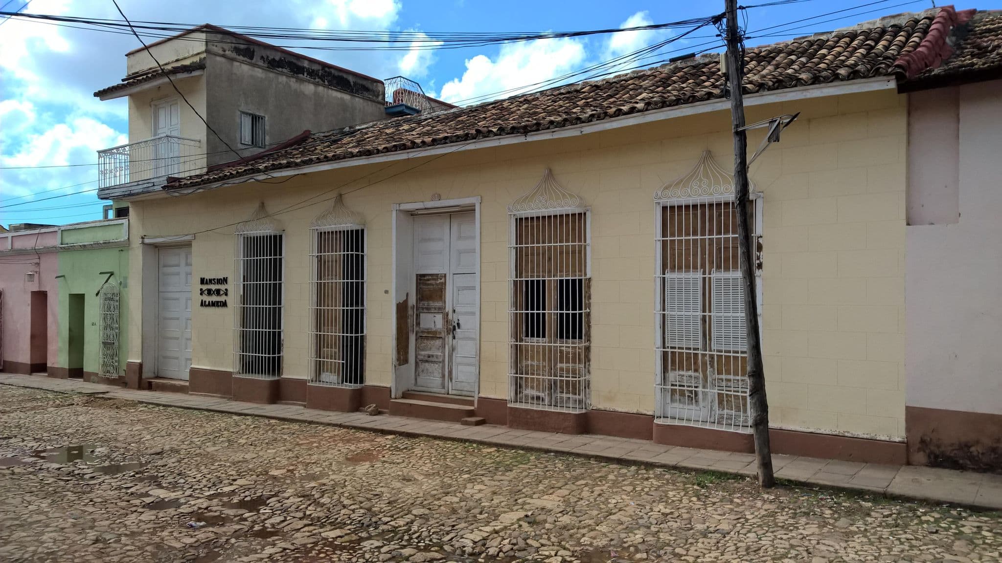 Street view near Casa Melian, Trinidad