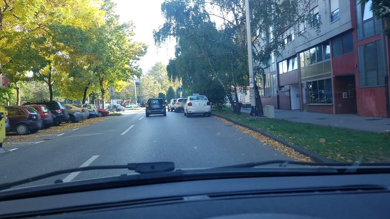 Street view near Krojački salon Tamara, Jankomir — © mik007 (CC BY-SA · Mapillary)