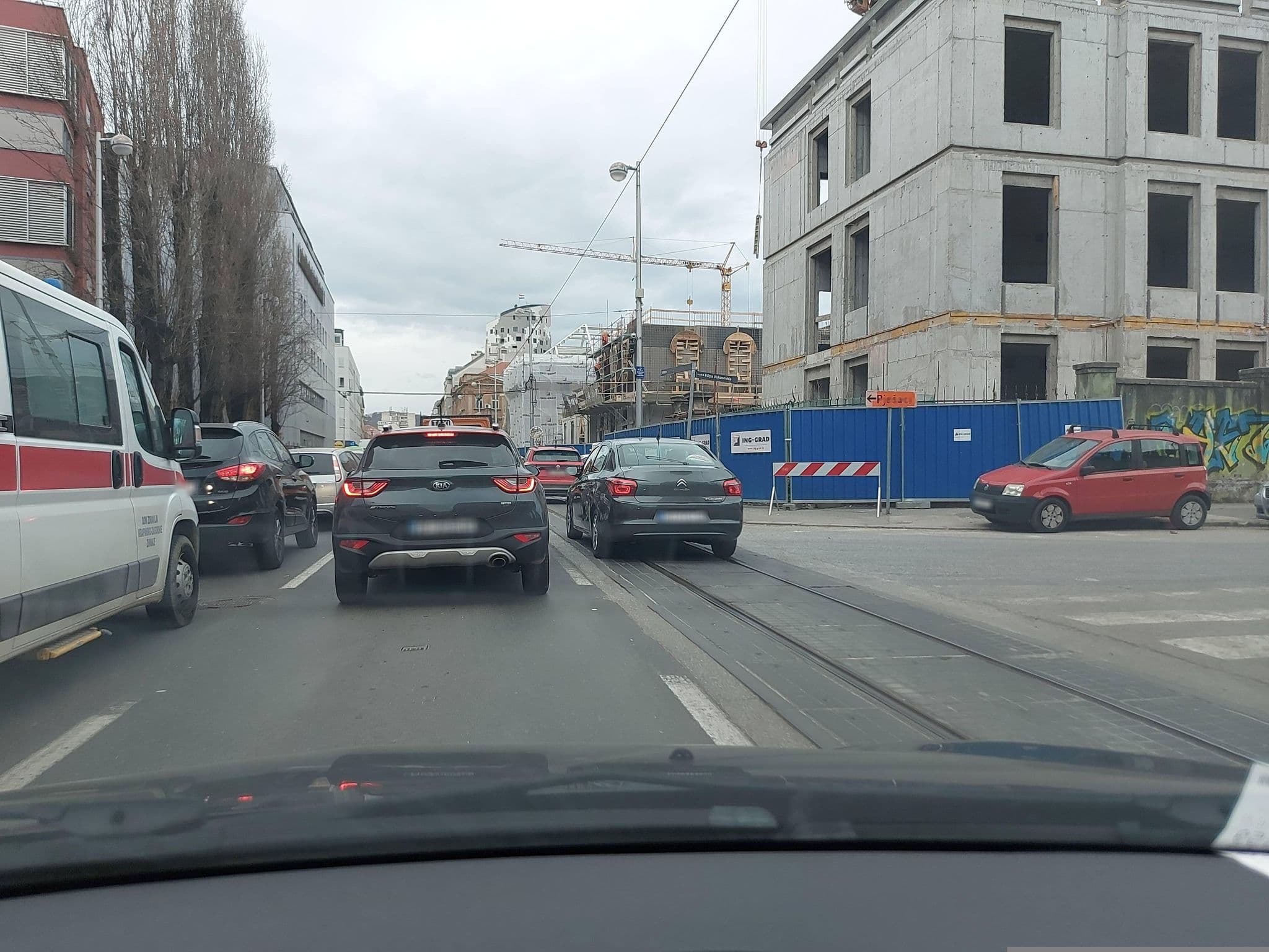 Street view near Borna apartments, Centar — © mik007 (CC BY-SA · Mapillary)