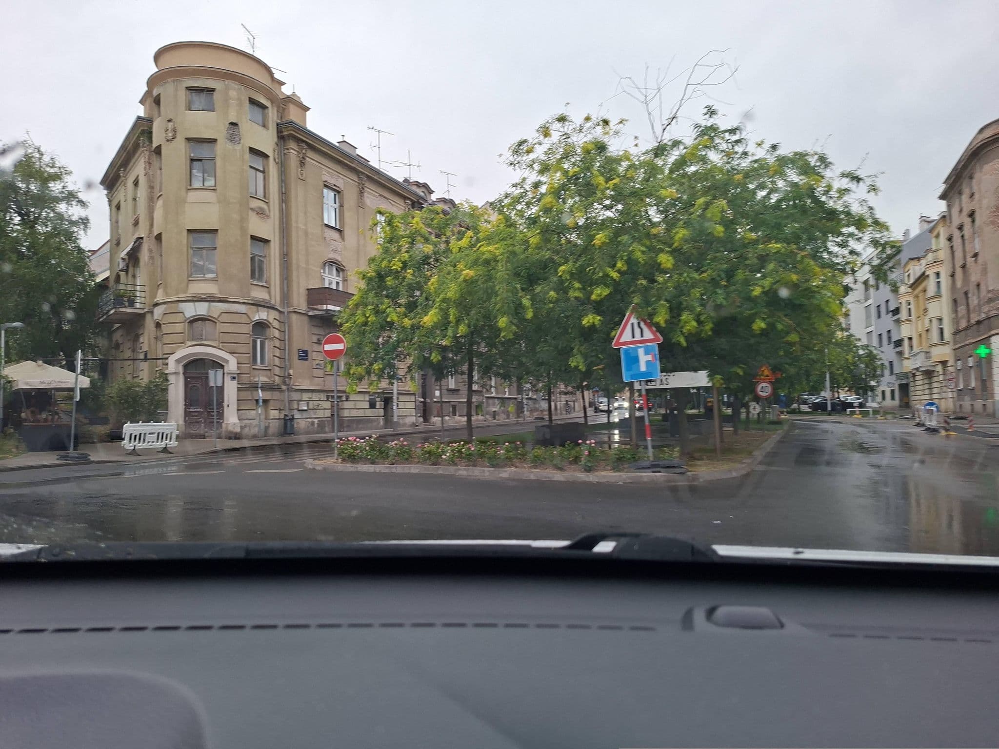 Street view near Zest and Nest Boutique Apartments, Centar — © VLo (CC BY-SA · Mapillary)