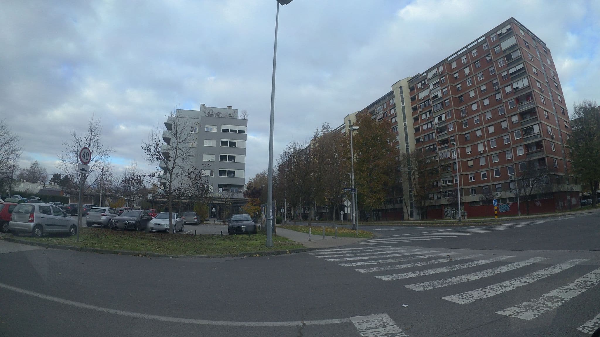Street view near Apartment Nada, Novi Zagreb — © hbogner (CC BY-SA · Mapillary)
