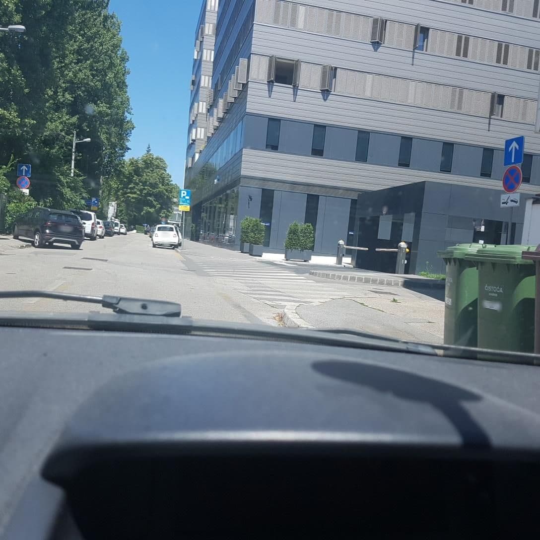 Street view near Hostel Casablanca, Zagreb — © mik007 (CC BY-SA · Mapillary)