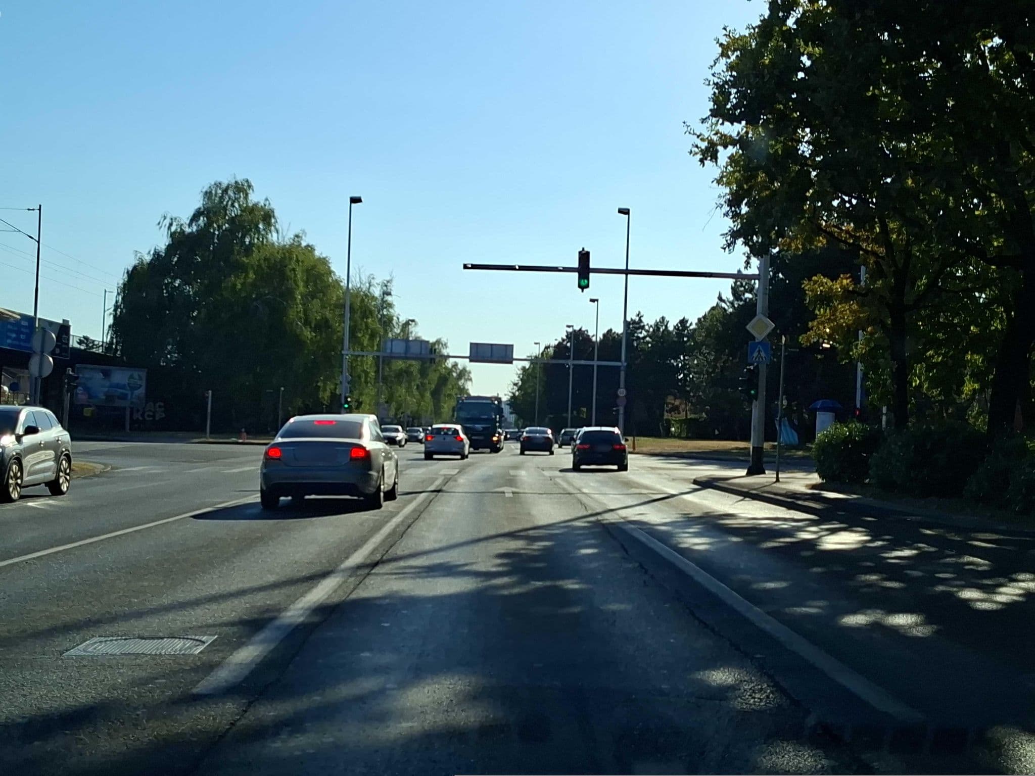 Street view near Bluesun Hotels & Resorts HQ, Zagreb — © VLo (CC BY-SA · Mapillary)