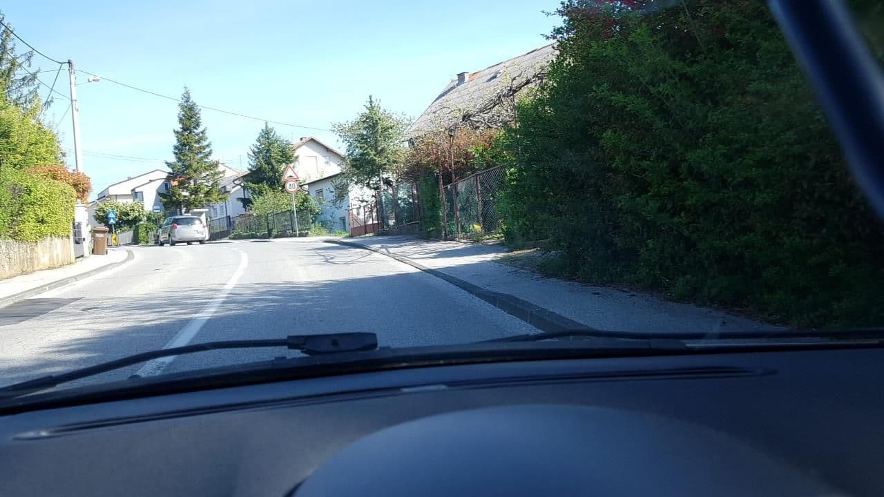 Street view near Hegol D.O.O., Zagreb — © mik007 (CC BY-SA · Mapillary)
