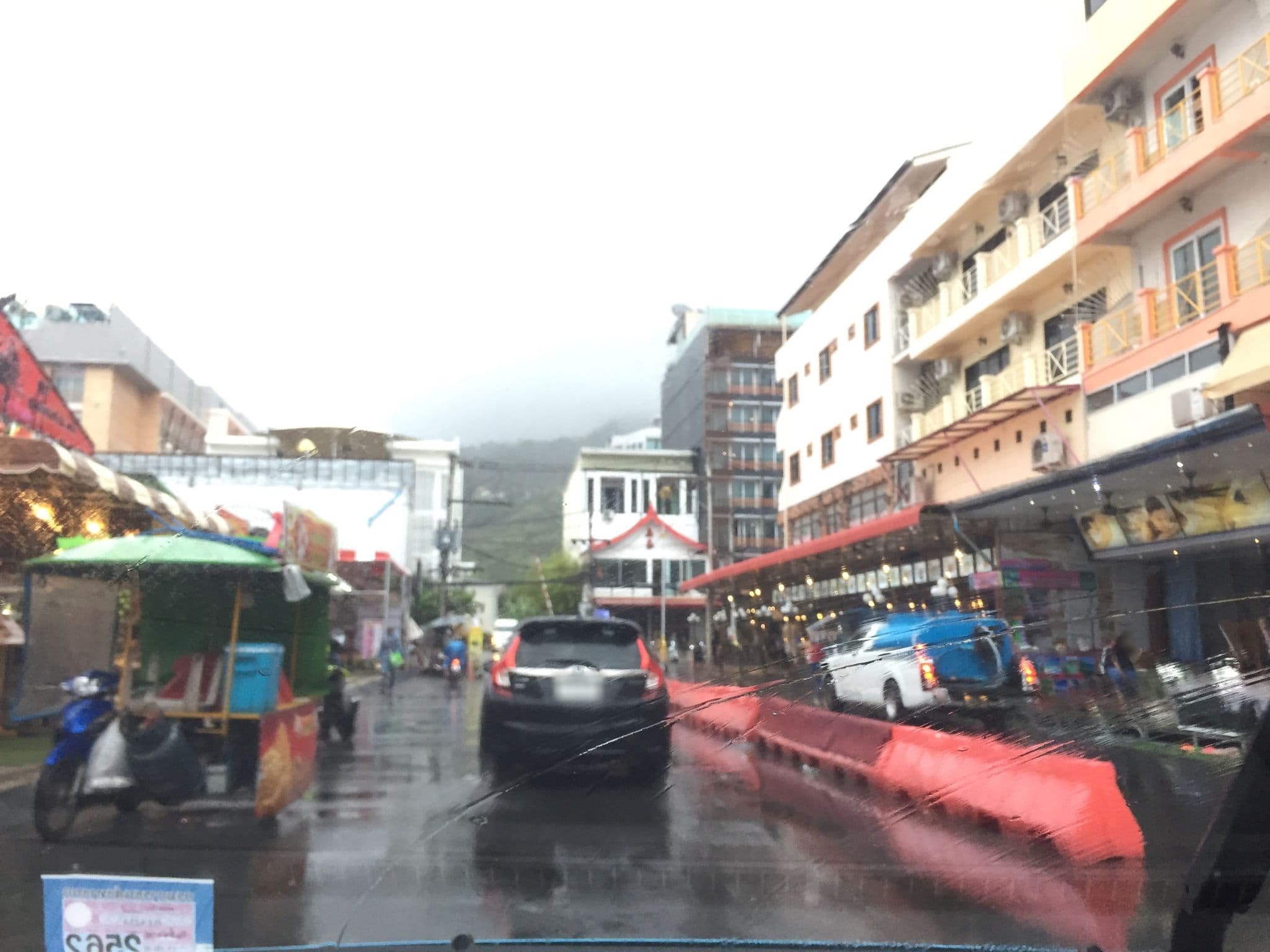 Street view near Hotel Dsure Patong, Patong — © chiaki33 (CC BY-SA · Mapillary)