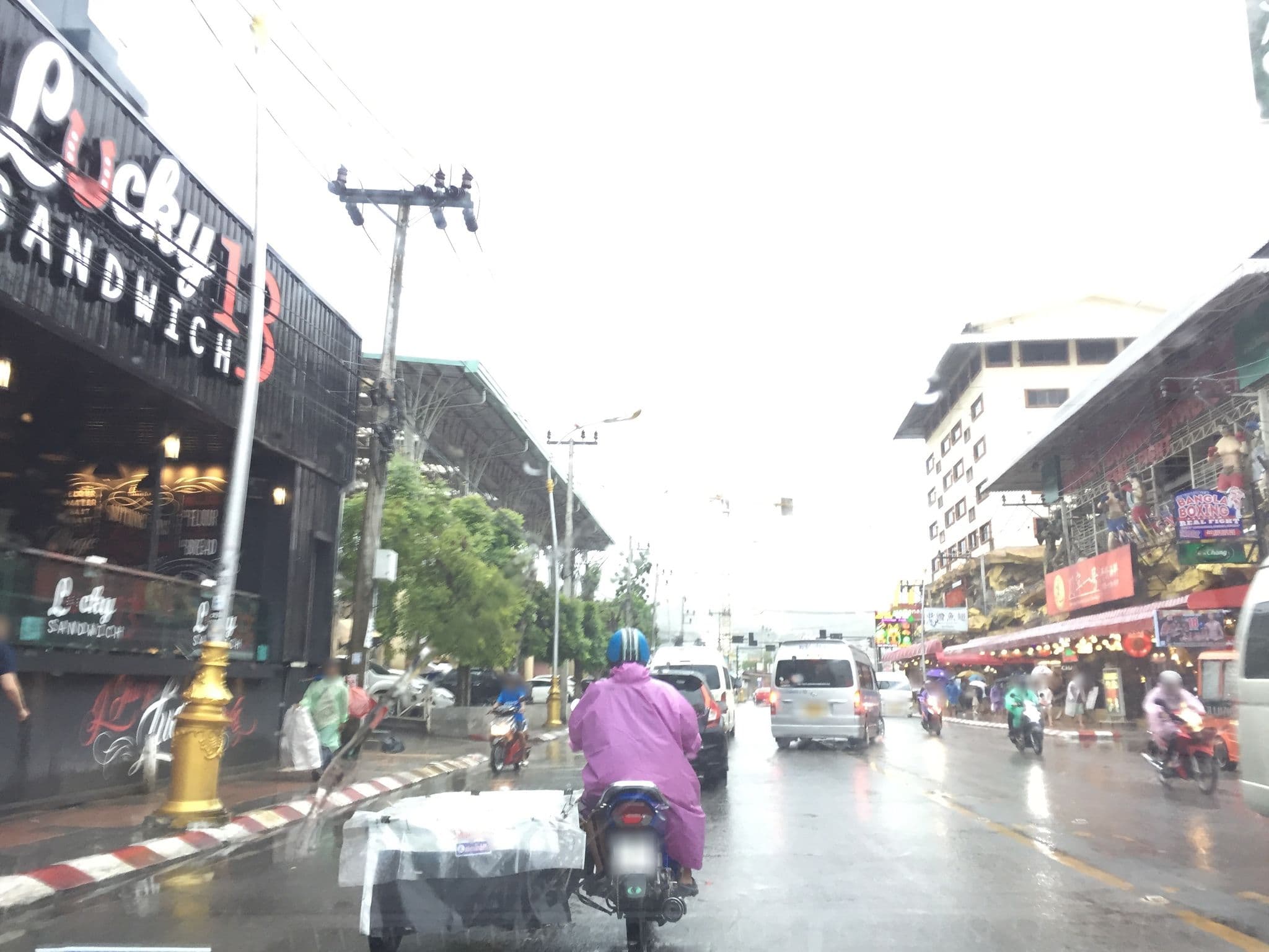 Street view near Hemingway's Silk Hotel, Patong — © chiaki33 (CC BY-SA · Mapillary)